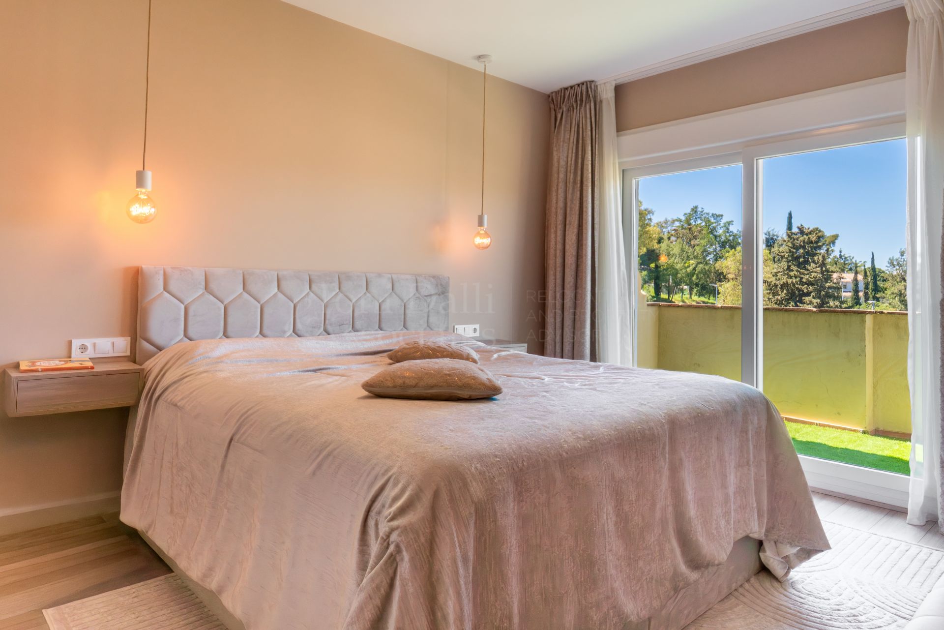 Town House in Atalaya, Estepona