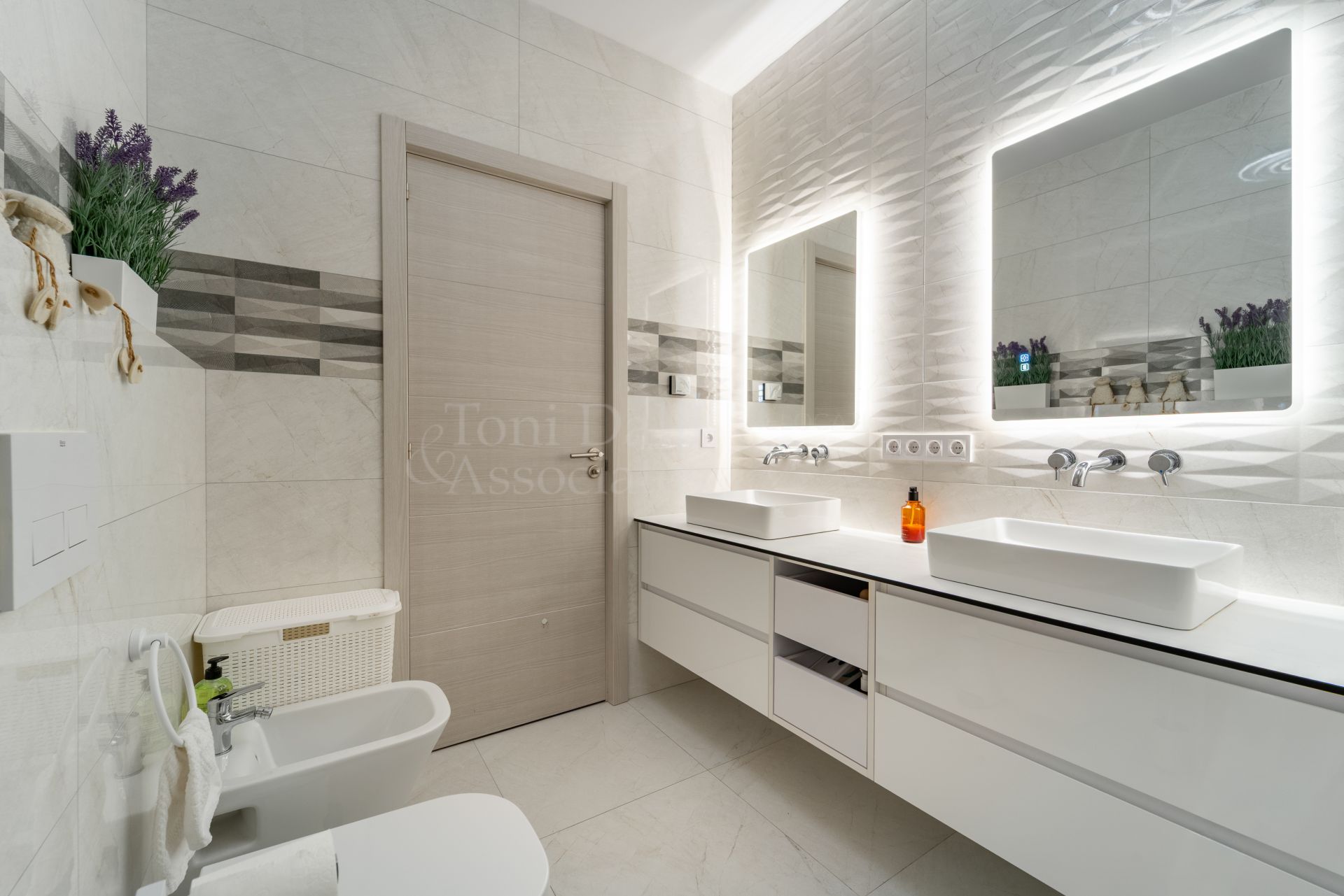 Town House in Atalaya, Estepona