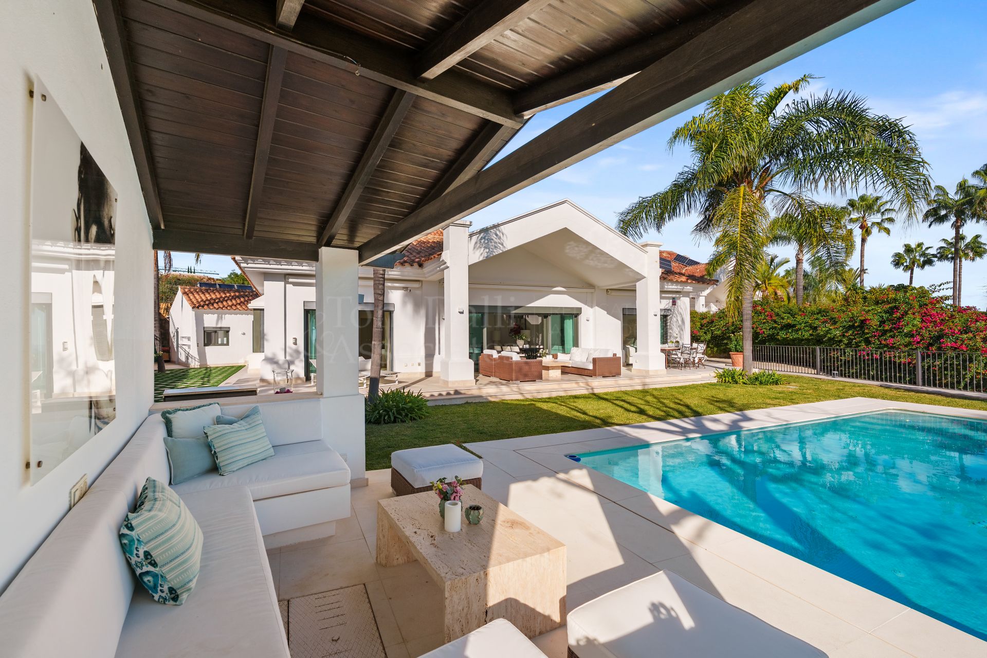Villa in Haza del Conde, Marbella
