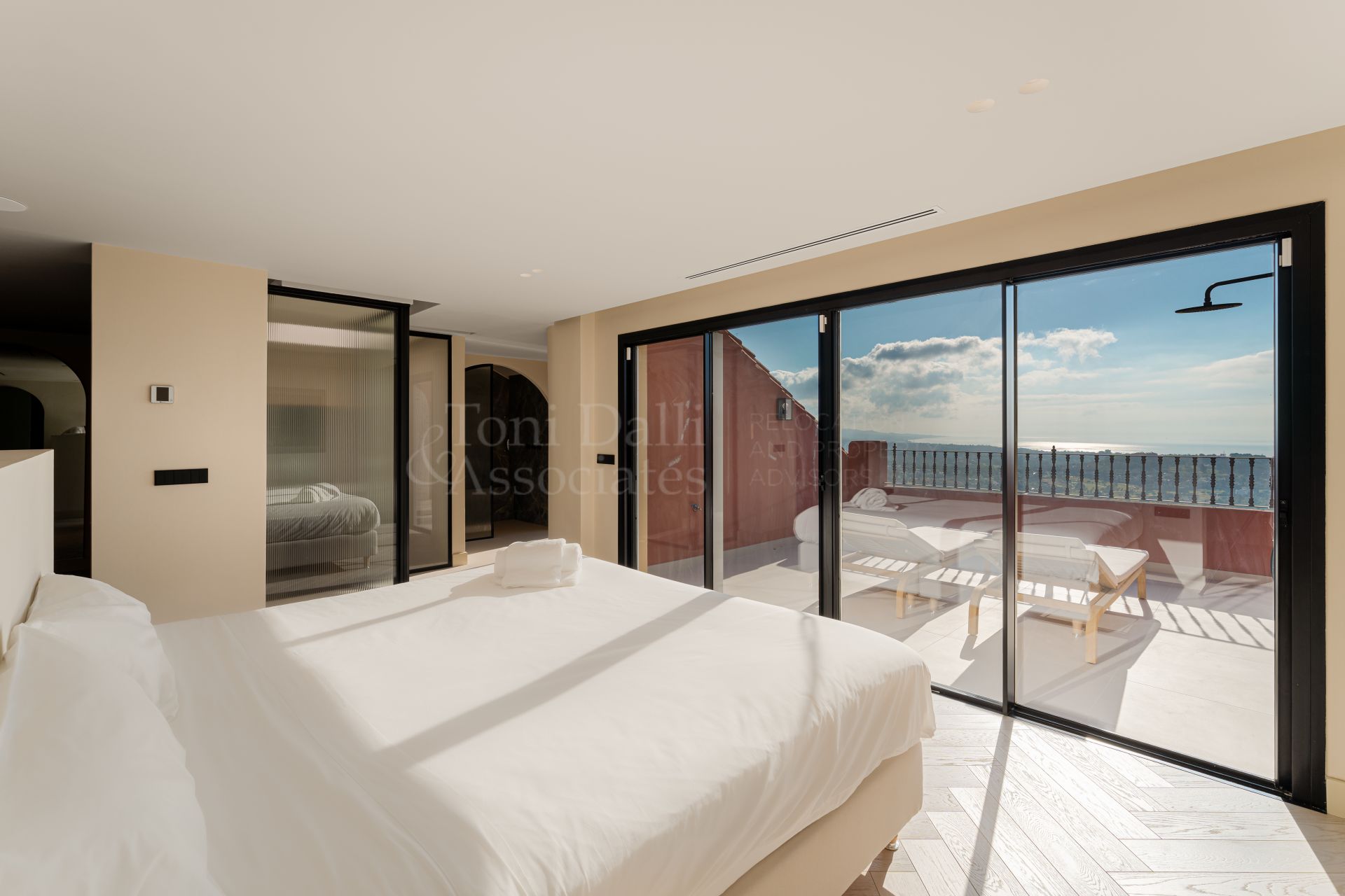Duplex Penthouse in Monte Halcones, Benahavis