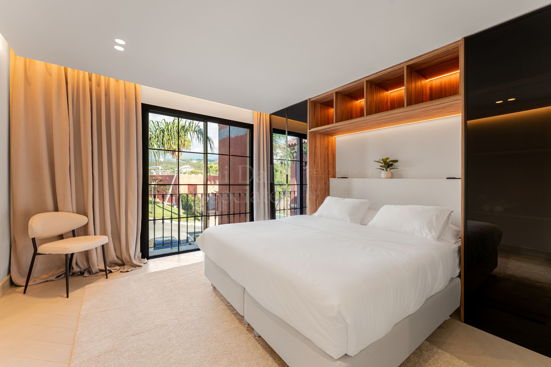 Duplex Penthouse in Monte Halcones, Benahavis