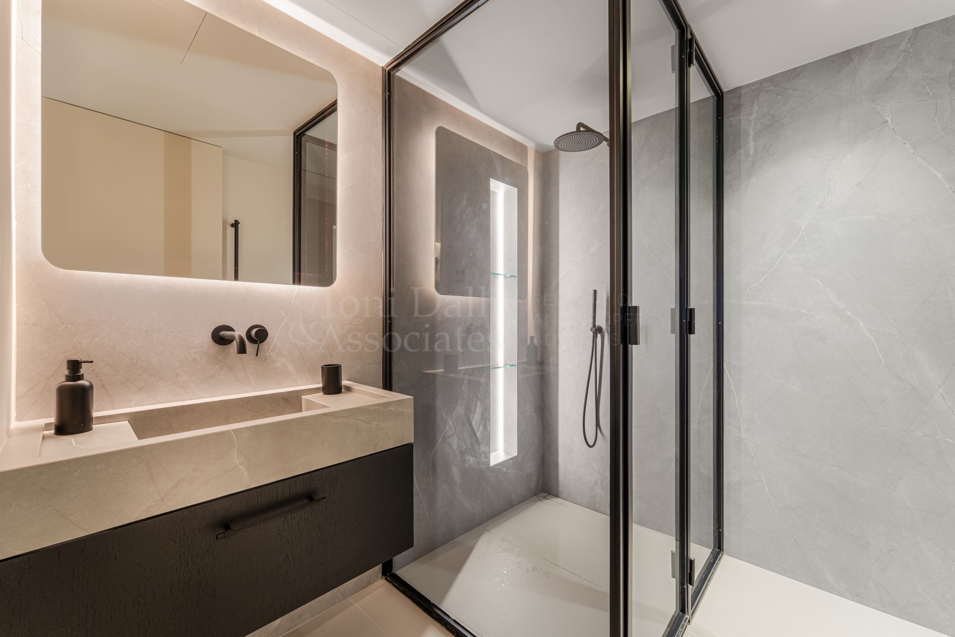 Duplex Penthouse in Monte Halcones, Benahavis