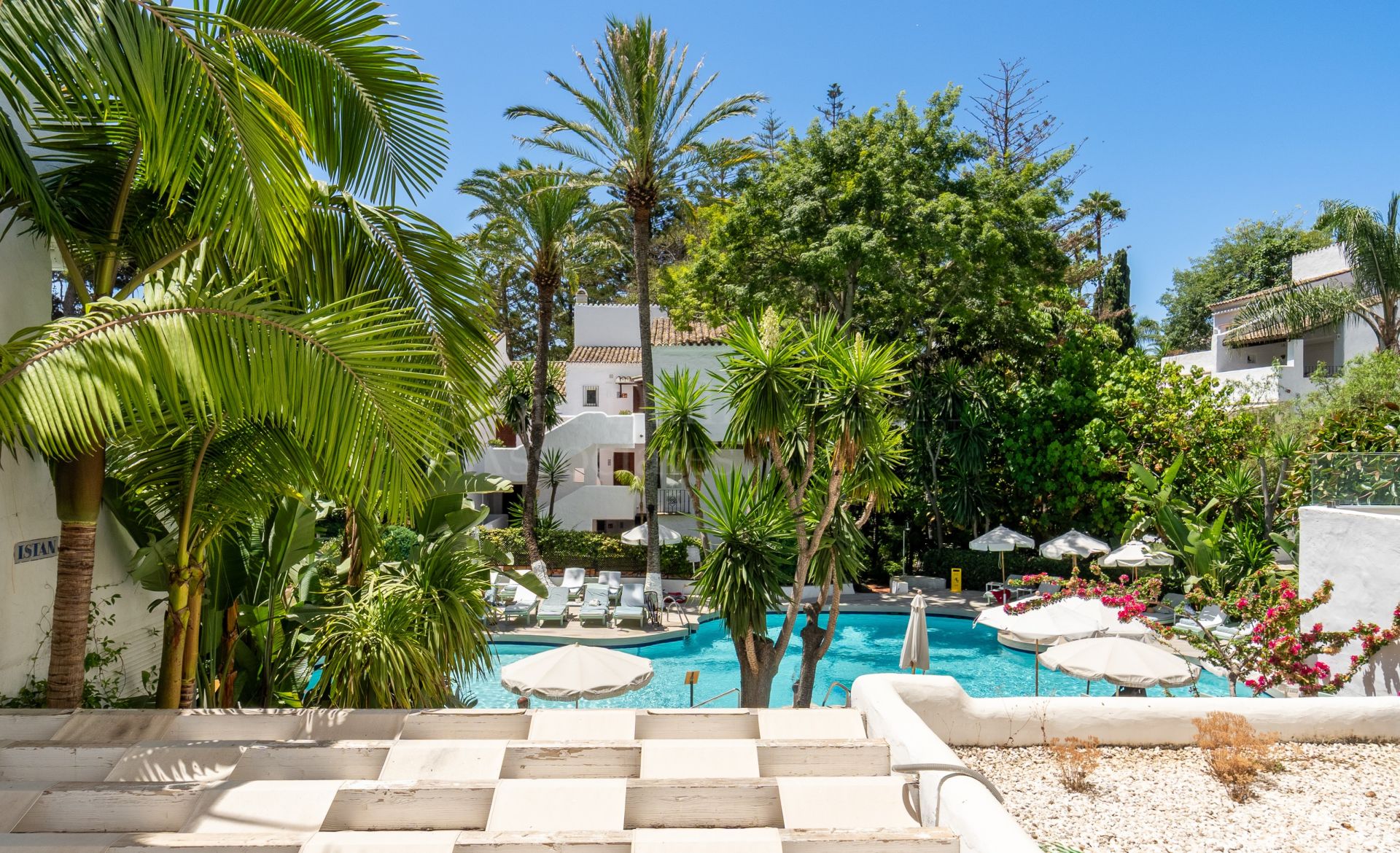 Apartment in Hotel Puente Romano, Marbella