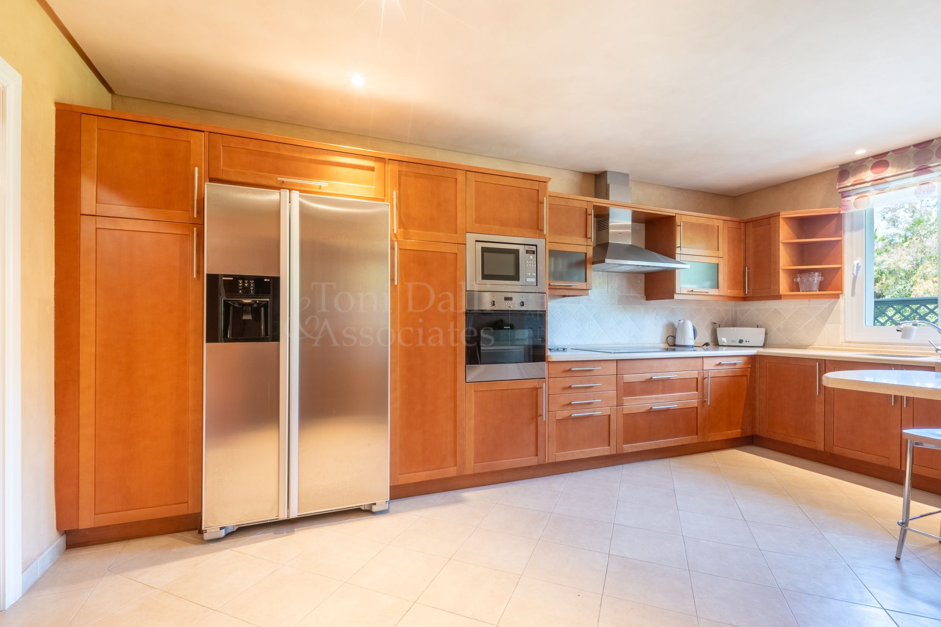 Apartment in Terrazas de Puente Romano, Marbella