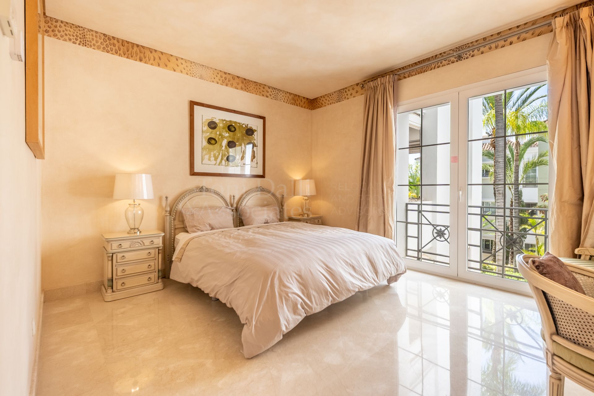 Apartment in Terrazas de Puente Romano, Marbella