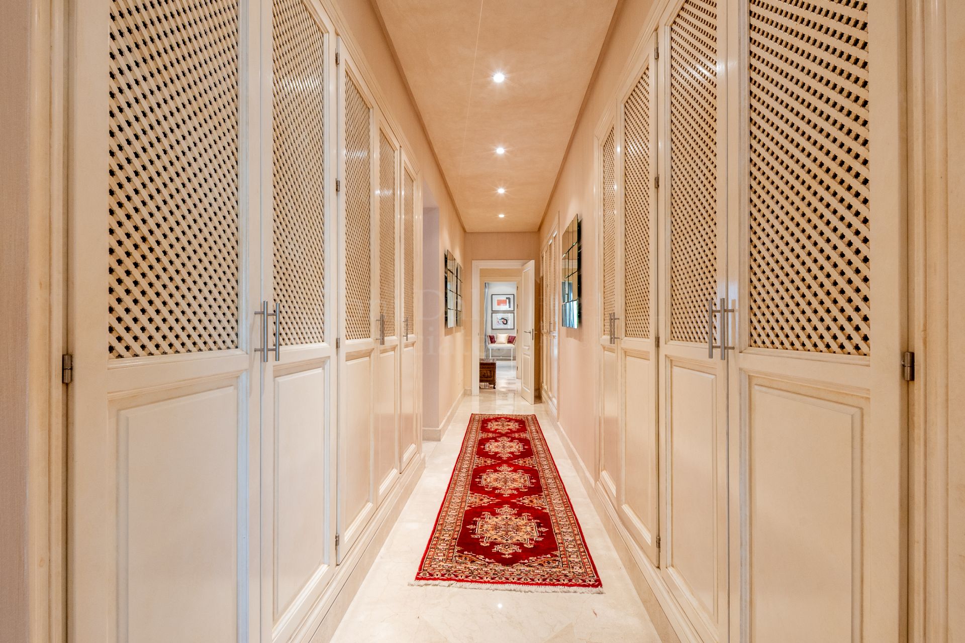 Apartment in Terrazas de Puente Romano, Marbella