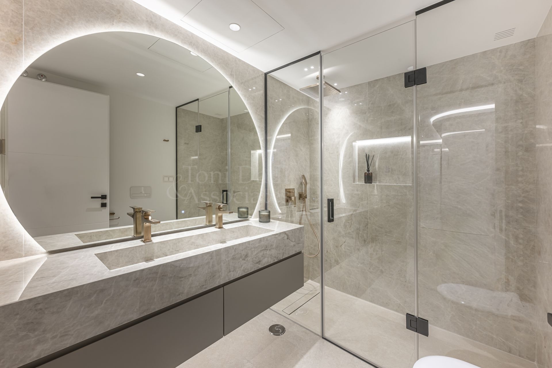 Apartment in Bahía del Velerín, Estepona