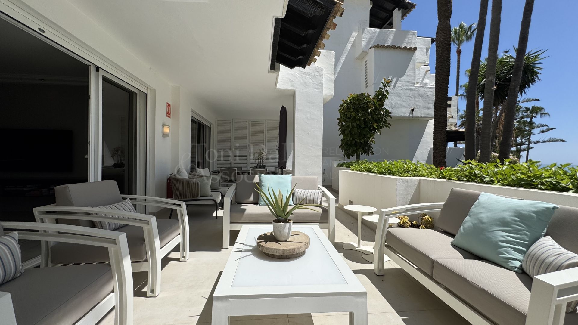 Ground Floor Apartment in Marina Puente Romano, Marbella