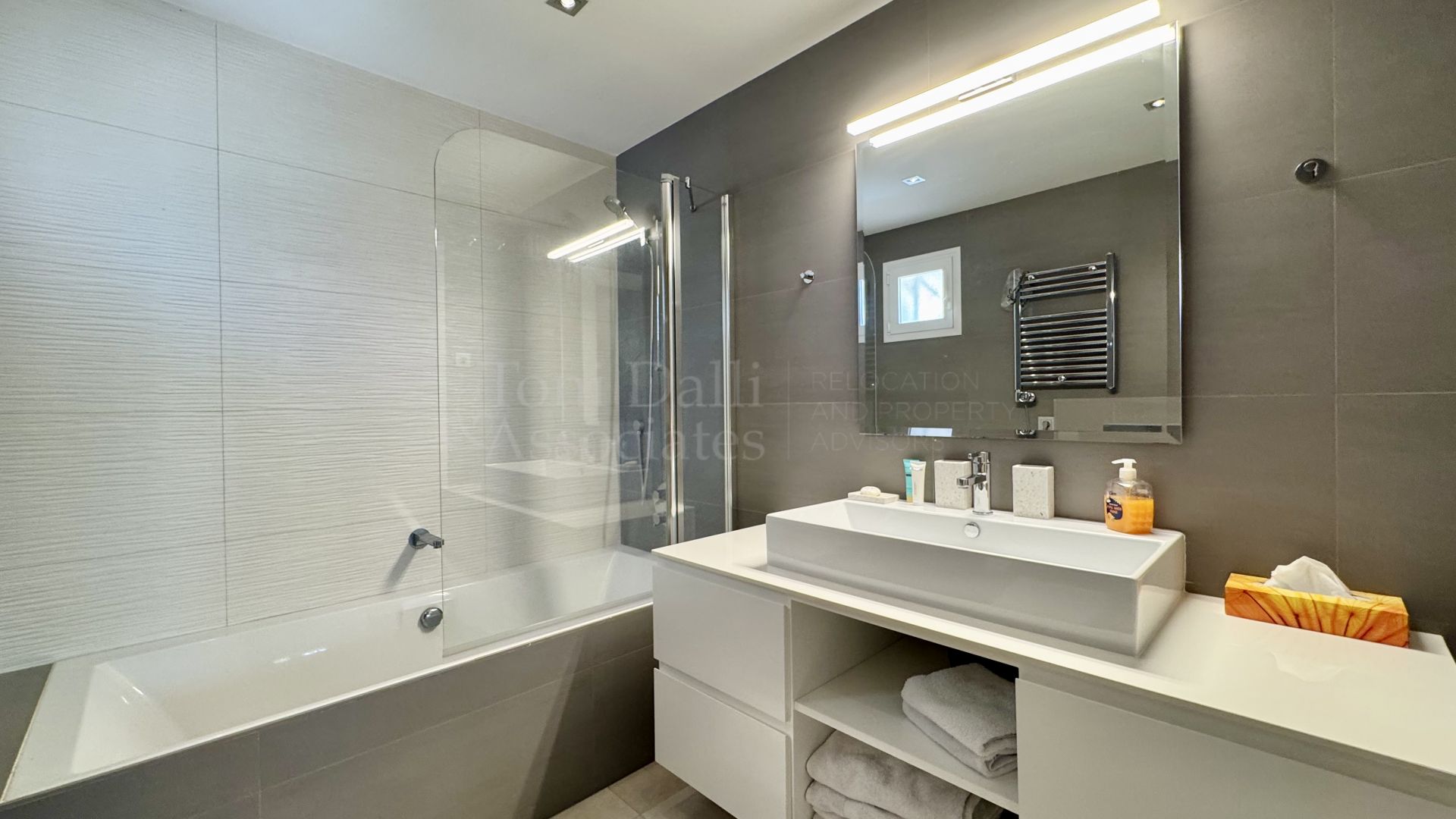 Ground Floor Apartment in Marina Puente Romano, Marbella