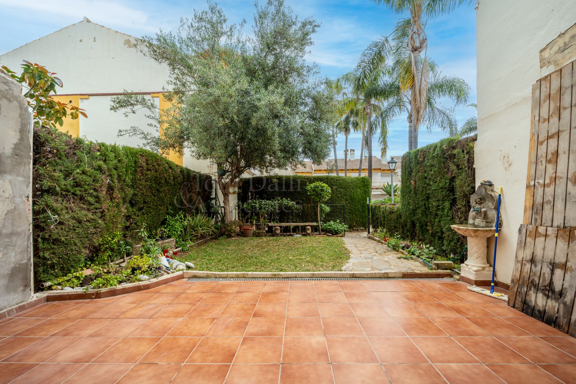 Town House in Azalea Beach, Marbella