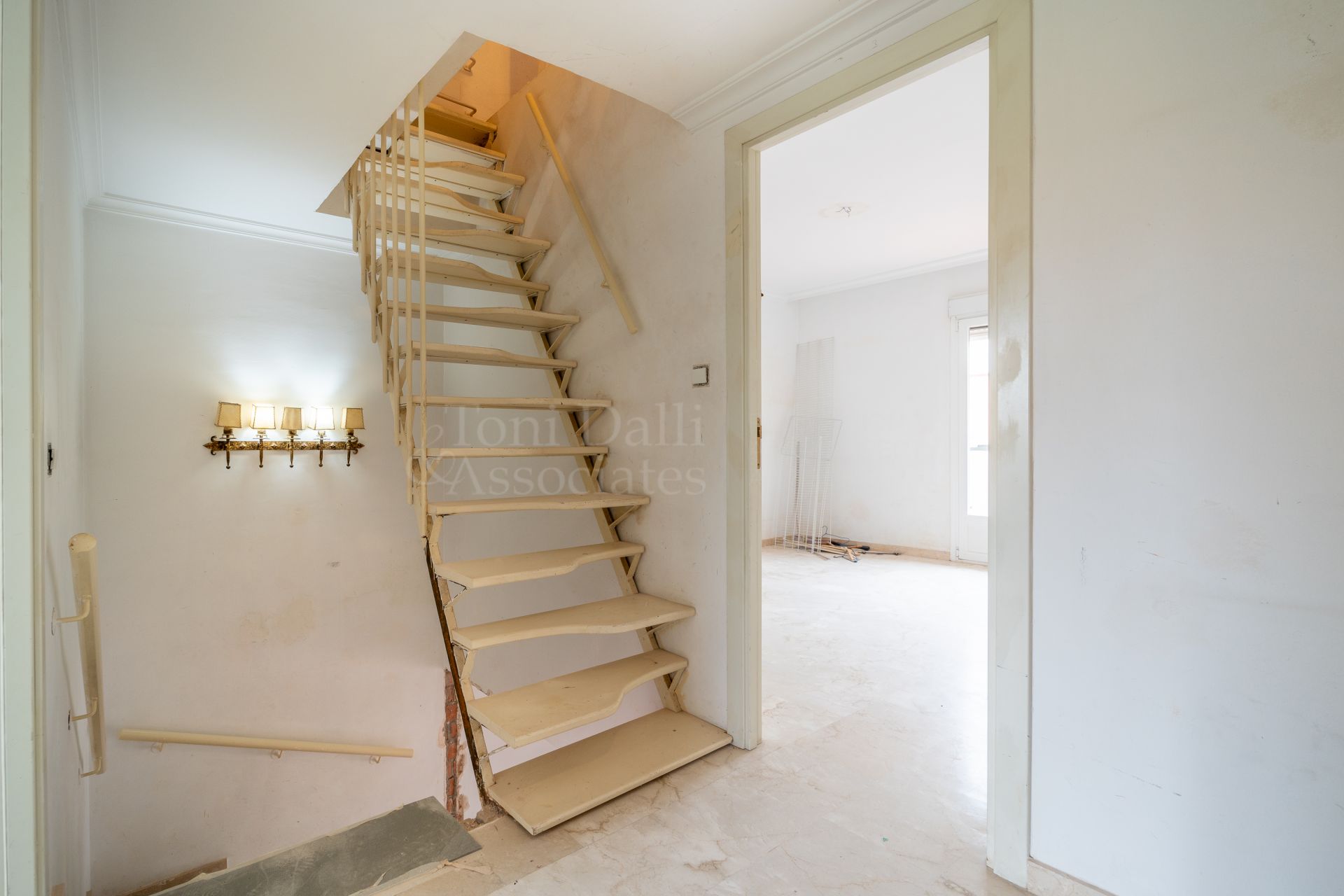 Town House in Azalea Beach, Marbella