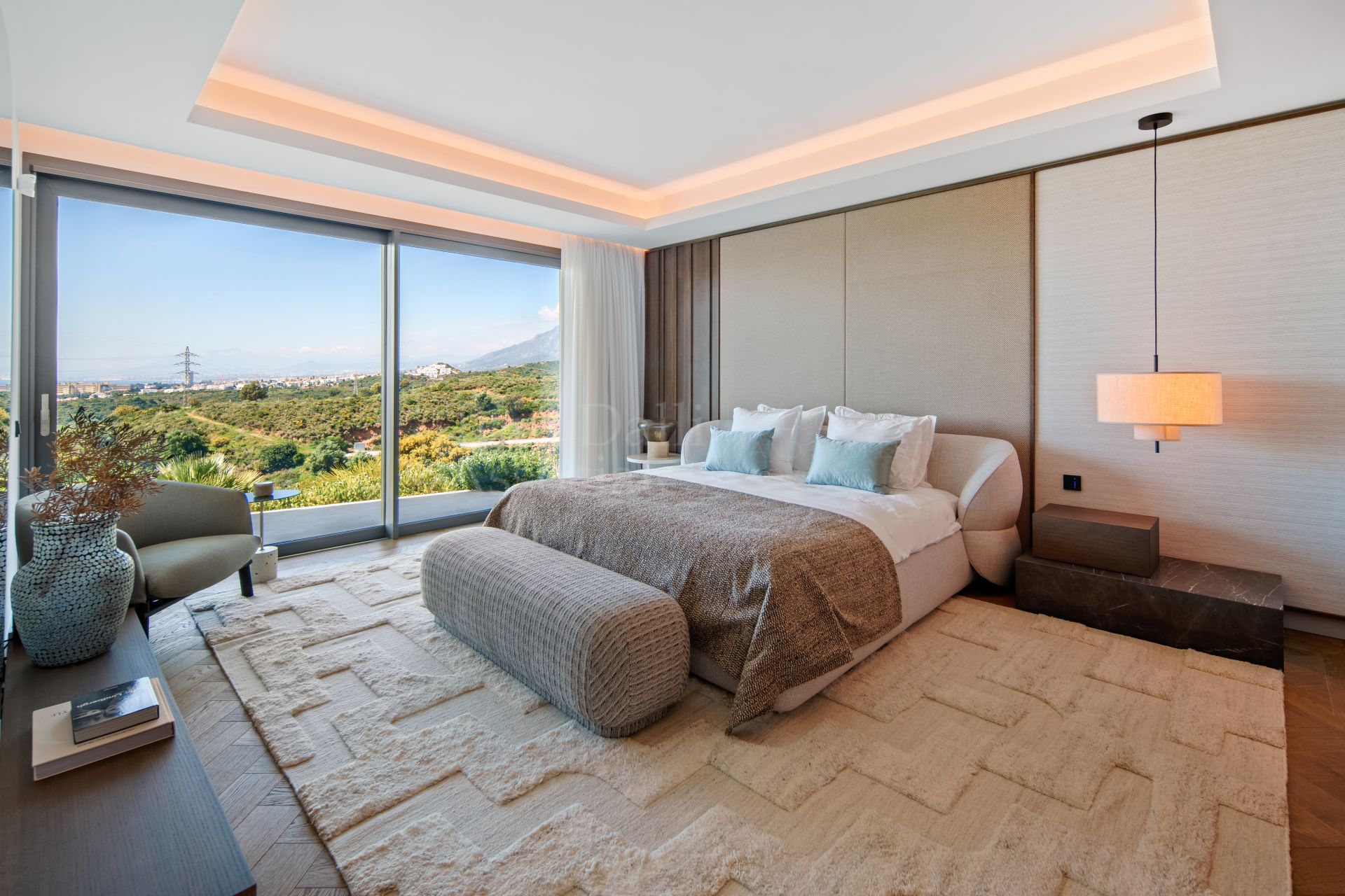 Villa in El Rosario, Marbella