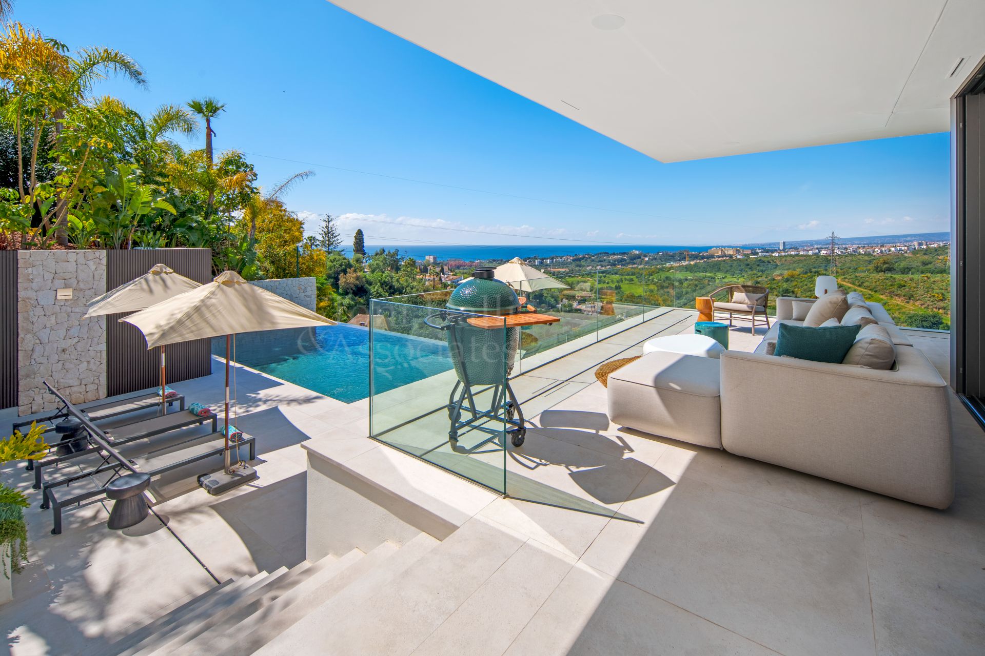 Villa in El Rosario, Marbella