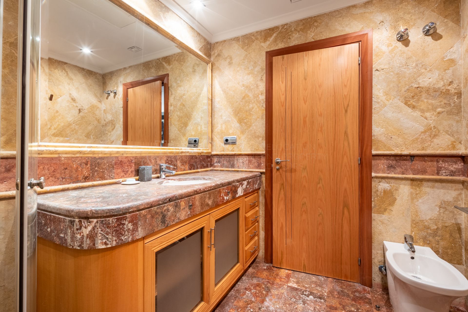 Ground Floor Apartment in El Embrujo Banús, Marbella