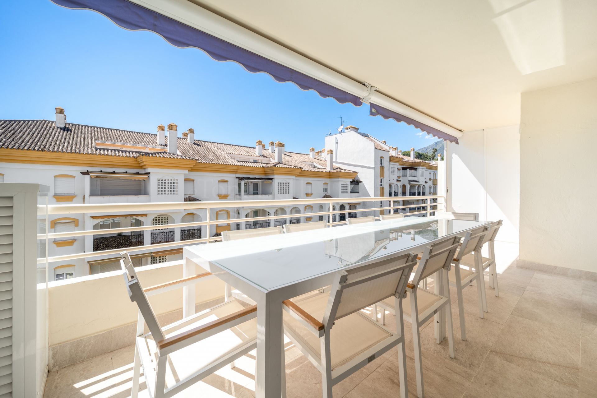 Duplex Penthouse in Costa Nagüeles II, Marbella
