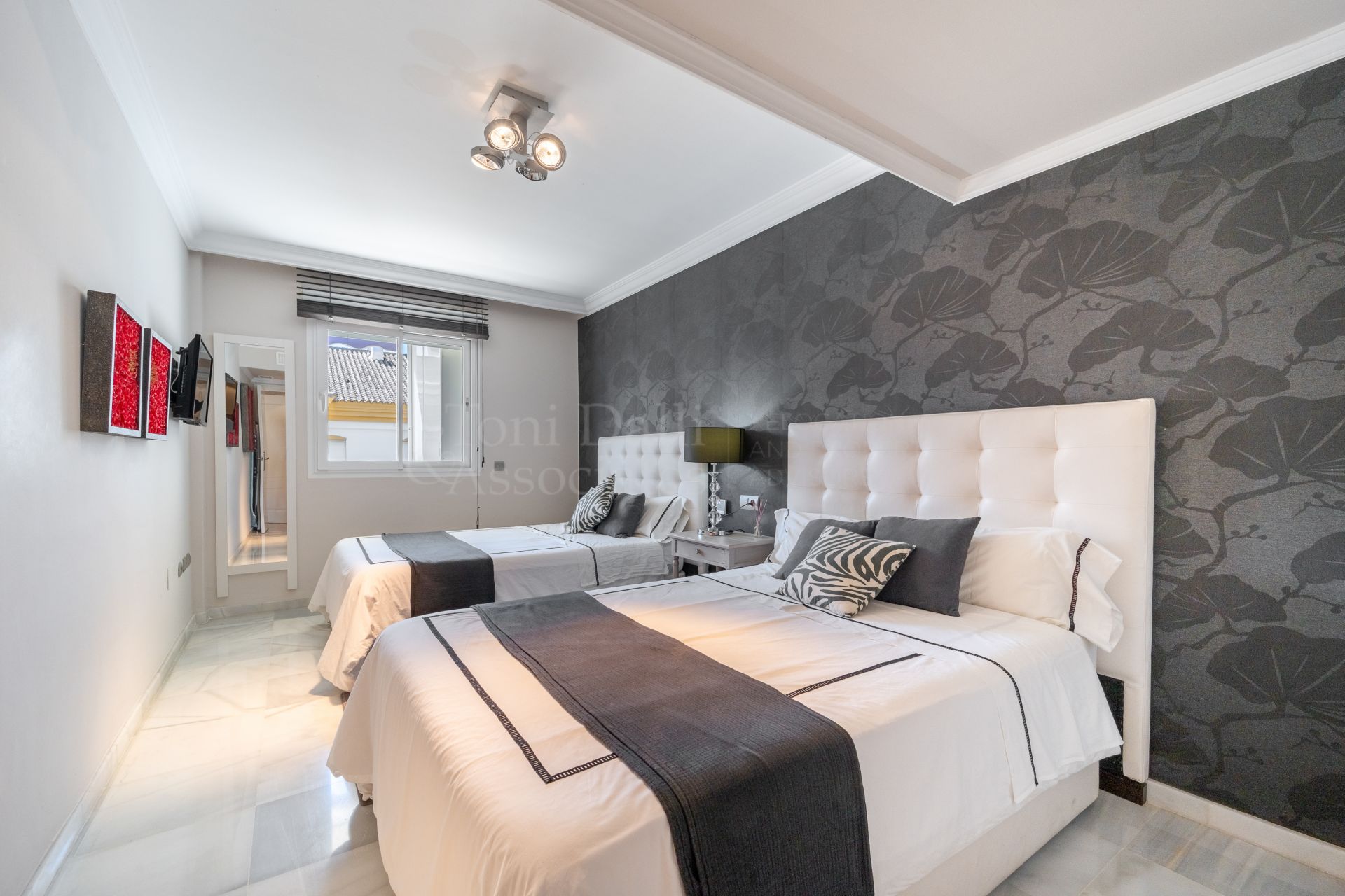 Duplex Penthouse in Costa Nagüeles II, Marbella