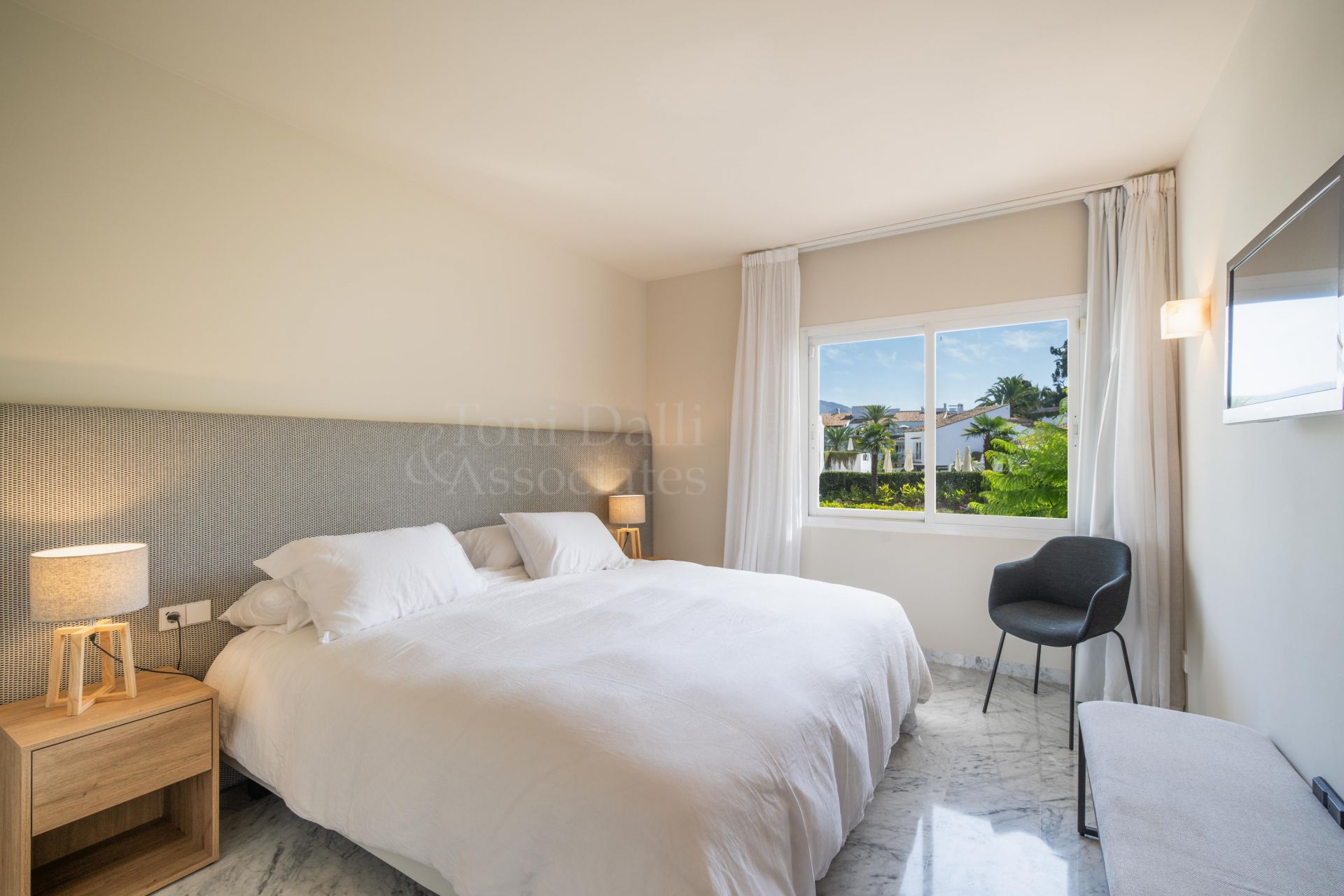 Apartment in Marina Puente Romano, Marbella