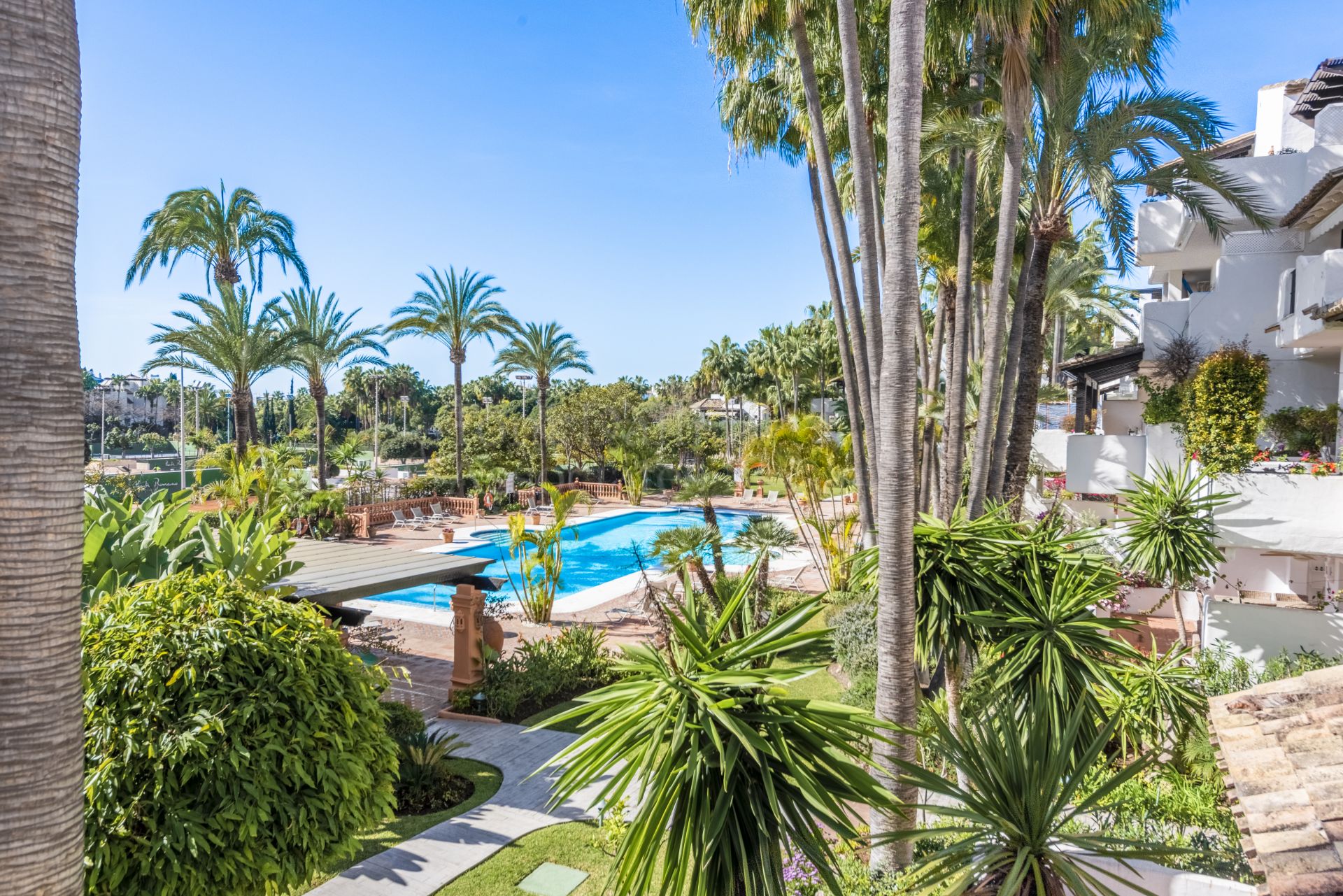 Apartment in Marina Puente Romano, Marbella