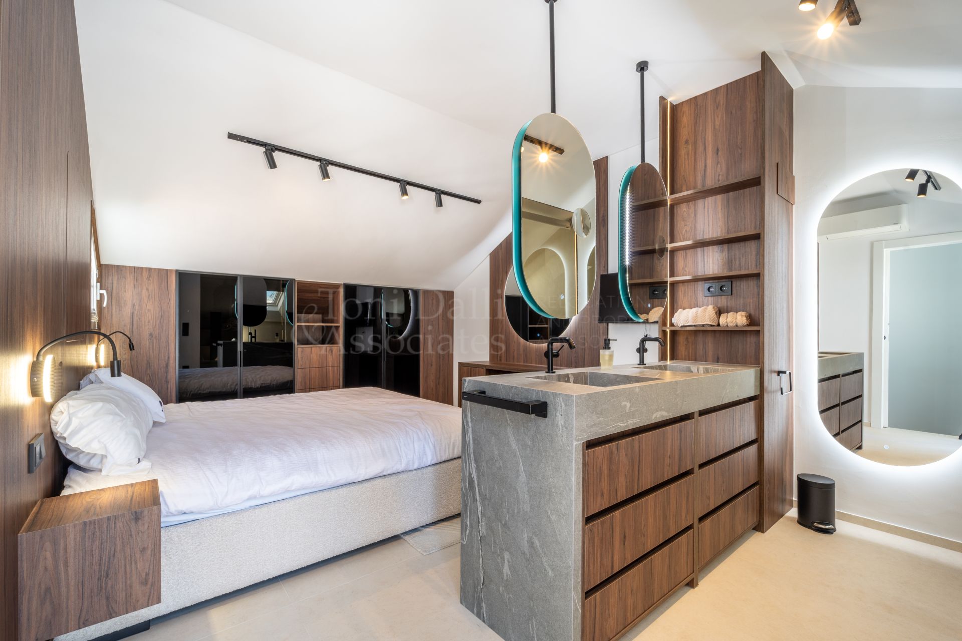 Town House in Arco Iris, Marbella