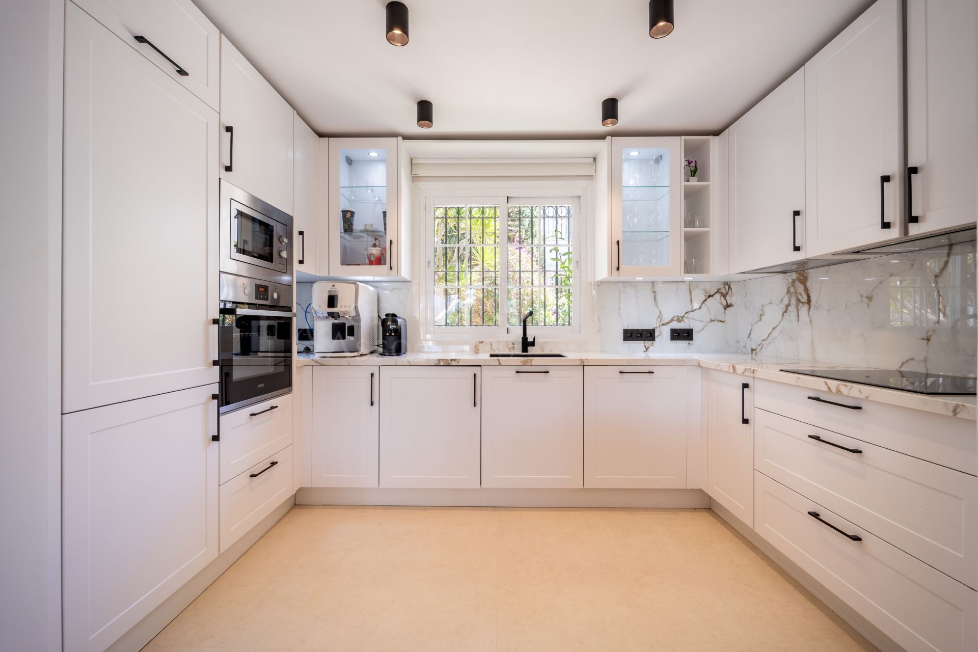 Town House in Arco Iris, Marbella