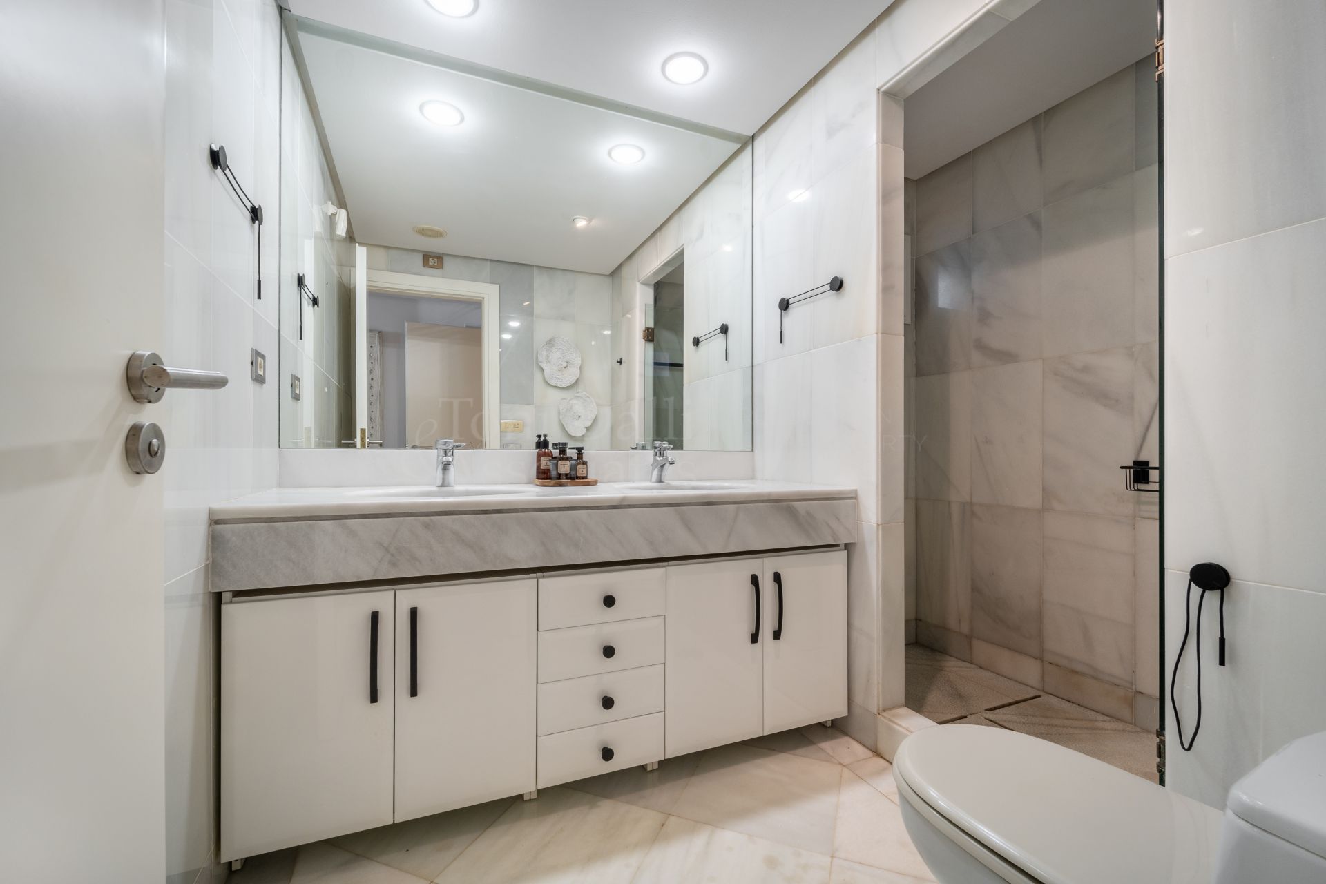 Ground Floor Apartment in Los Granados, Marbella