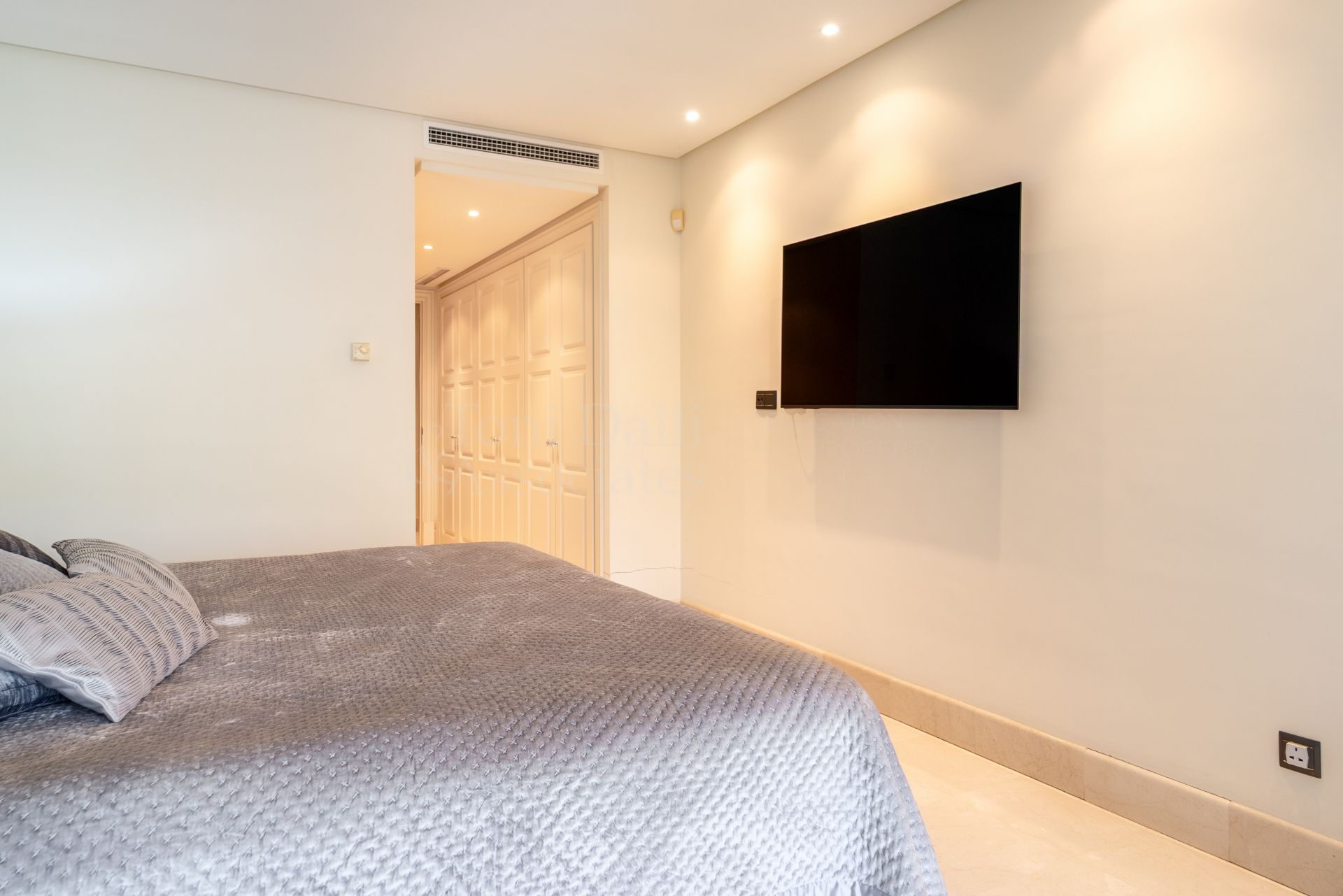 Ground Floor Apartment in Doncella Beach, Estepona