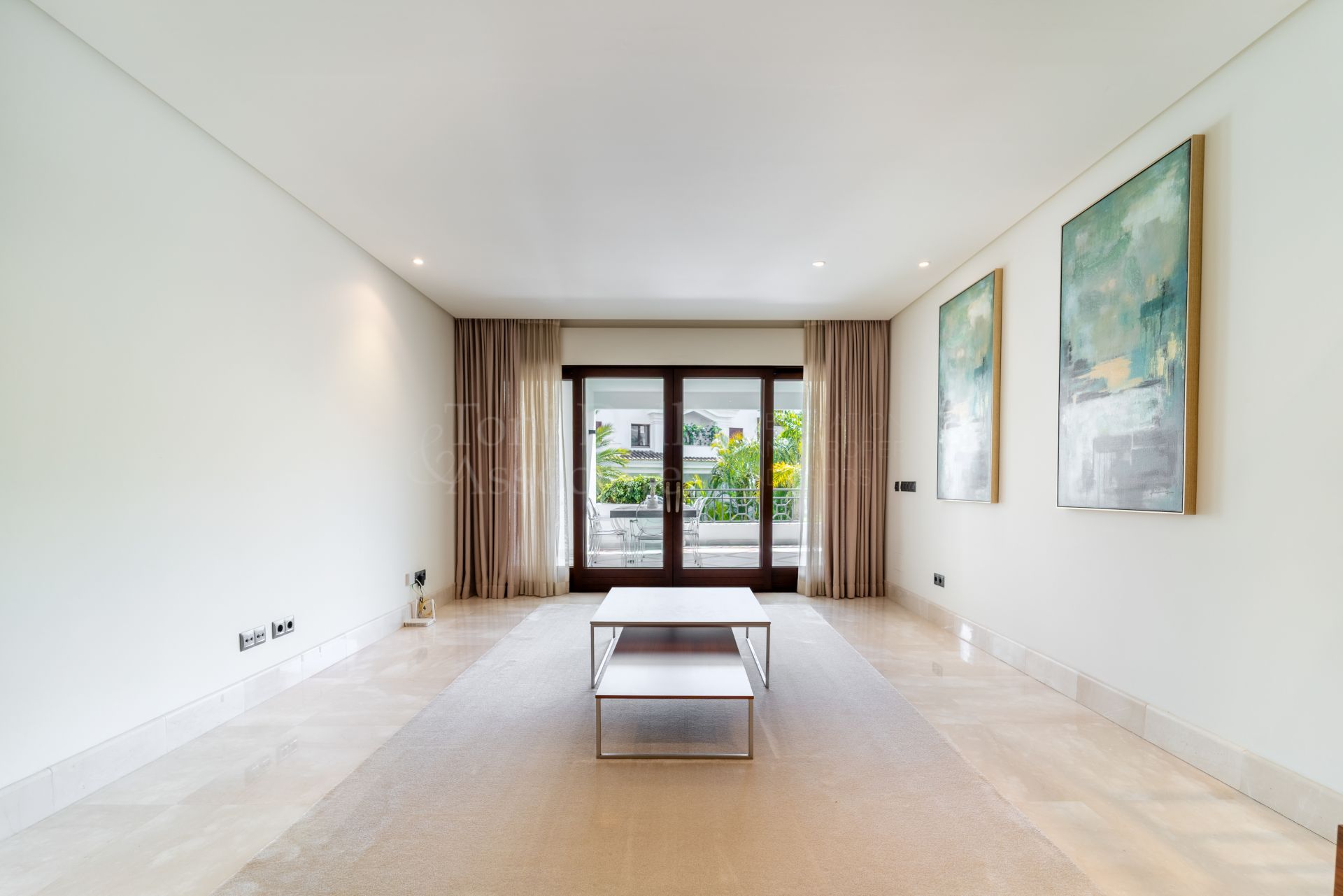 Ground Floor Apartment in Doncella Beach, Estepona