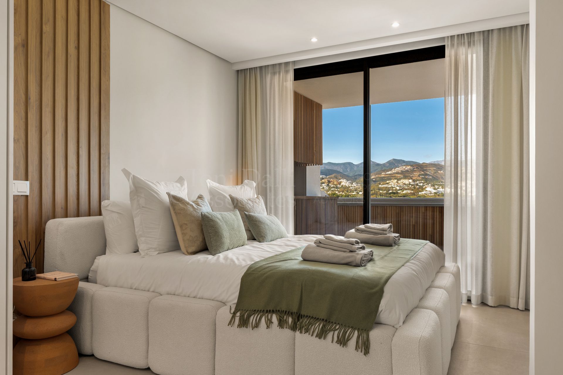 Apartment in Jardines de Andalucia, Marbella