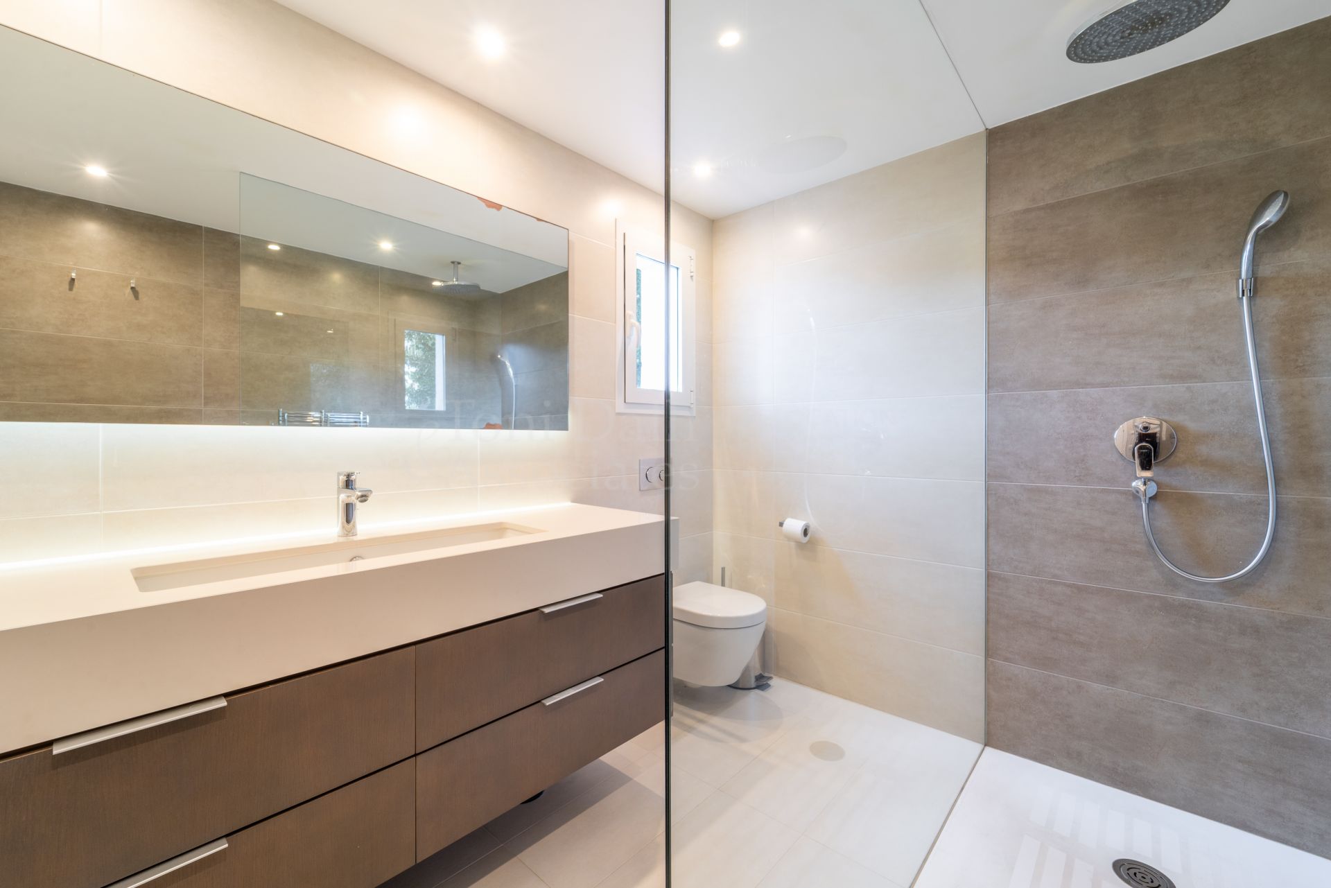 Duplex Penthouse in Marina Puente Romano, Marbella