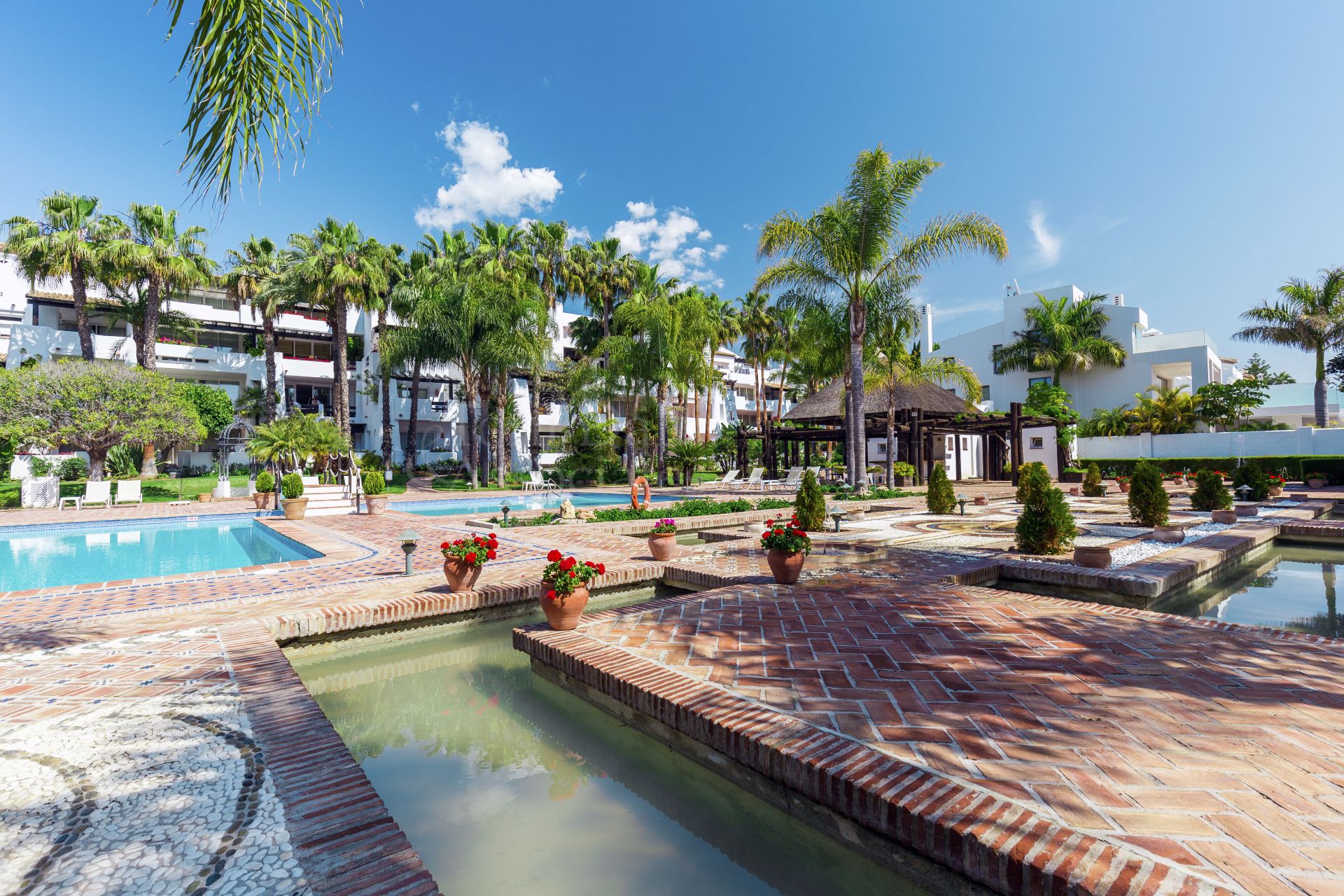 Duplex Penthouse in Marina Puente Romano, Marbella