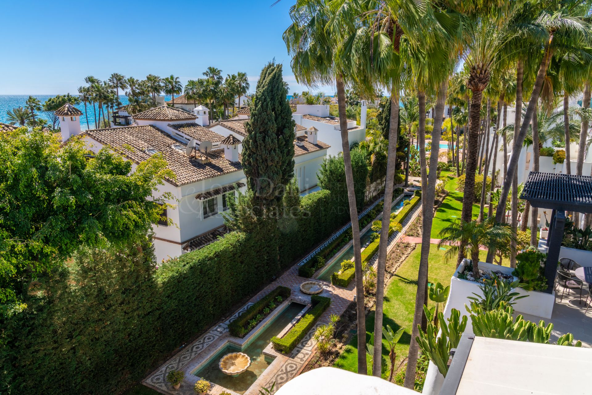 Duplex Penthouse in Marina Puente Romano, Marbella