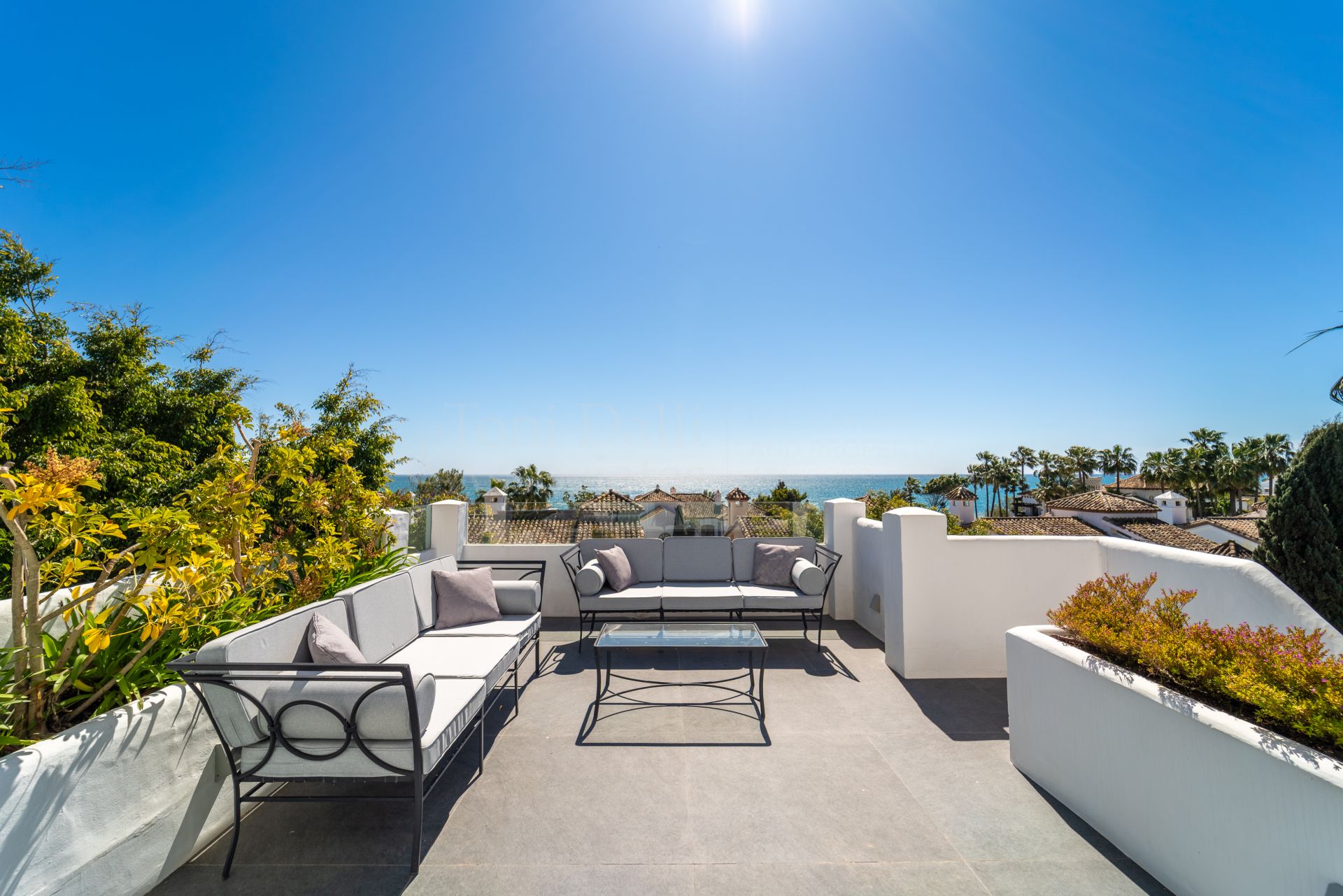 Duplex Penthouse in Marina Puente Romano, Marbella