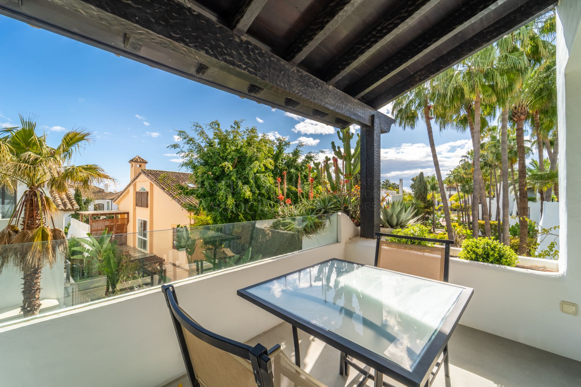 Duplex Penthouse in Marina Puente Romano, Marbella