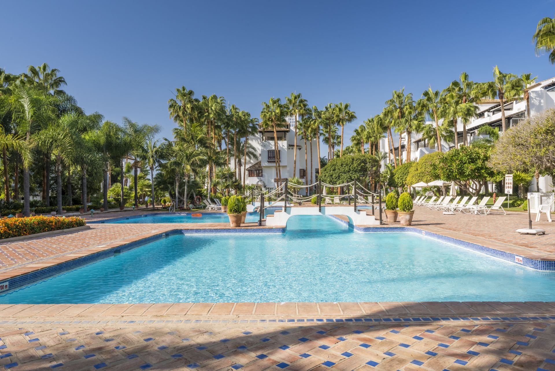 Duplex Penthouse in Marina Puente Romano, Marbella