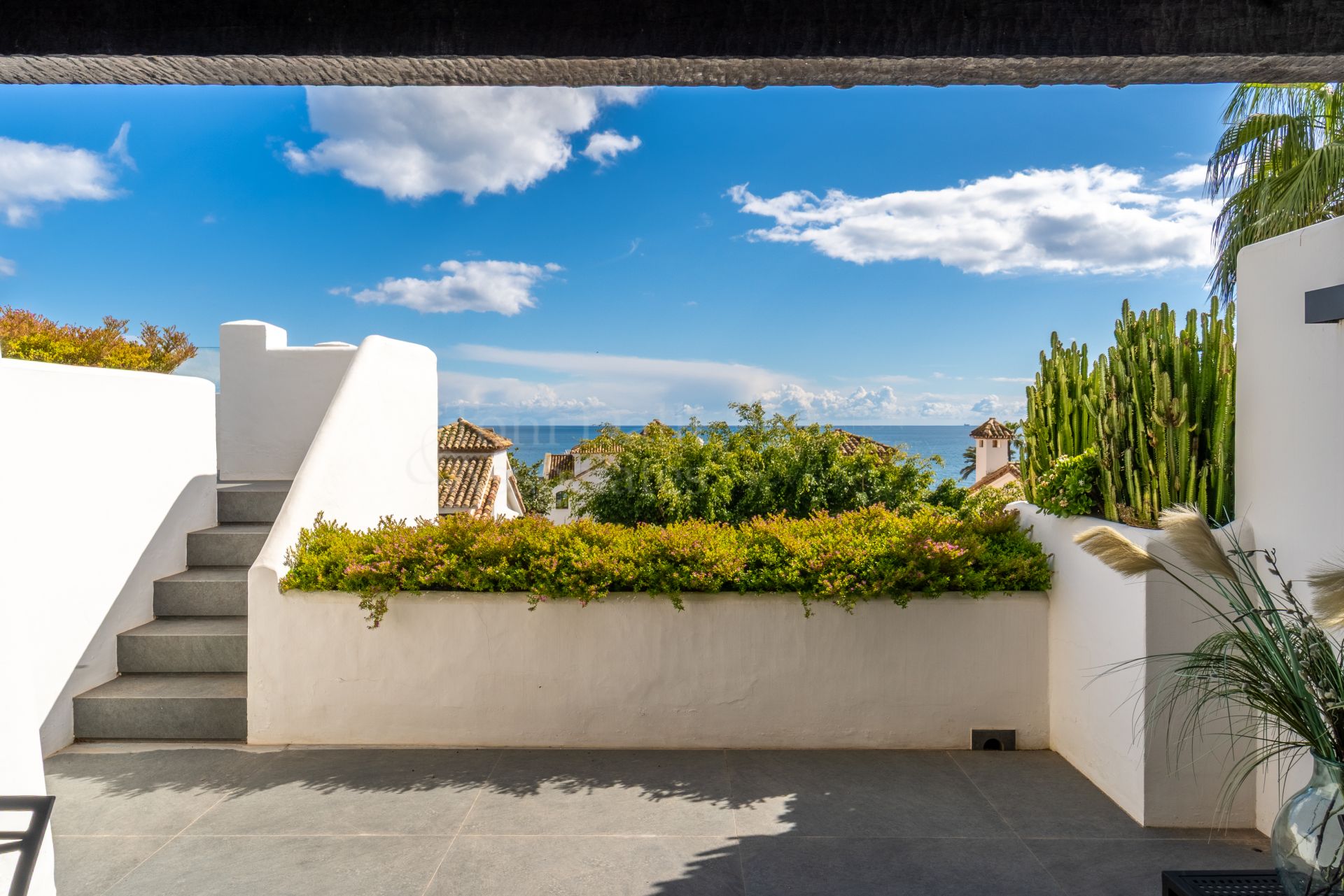 Duplex Penthouse in Marina Puente Romano, Marbella