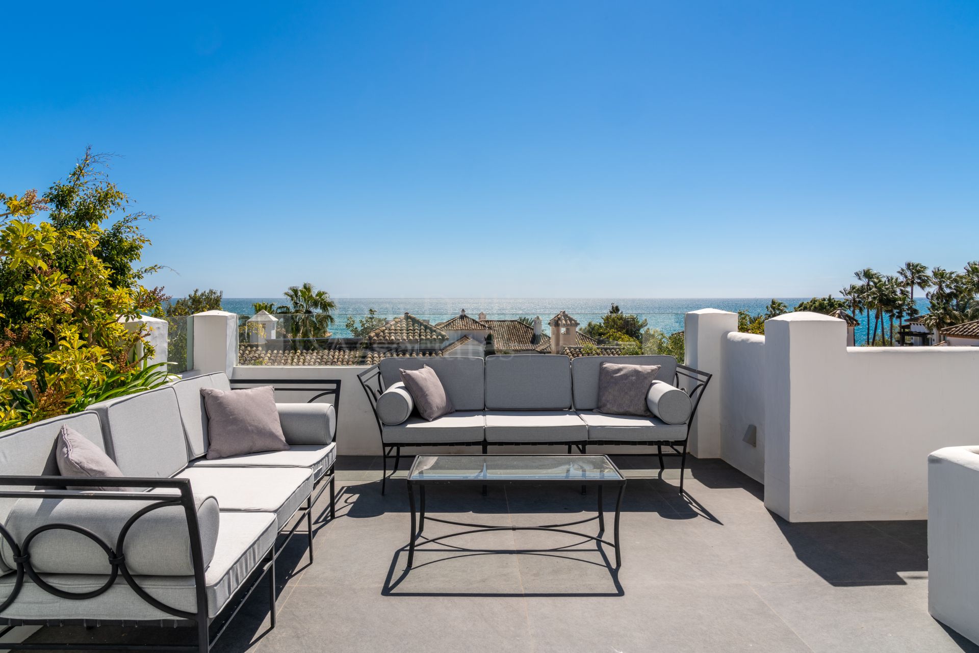 Duplex Penthouse in Marina Puente Romano, Marbella