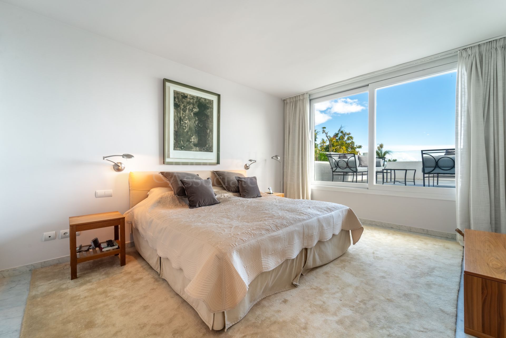 Duplex Penthouse in Marina Puente Romano, Marbella