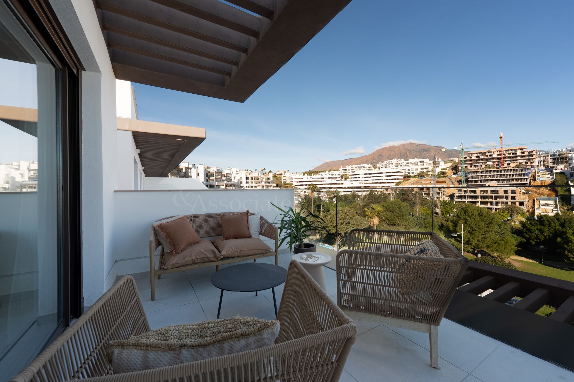 Penthouse in Las Mesas, Estepona