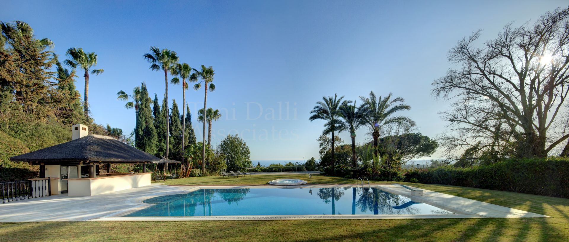 Villa in Los Picos de Nagüeles, Marbella