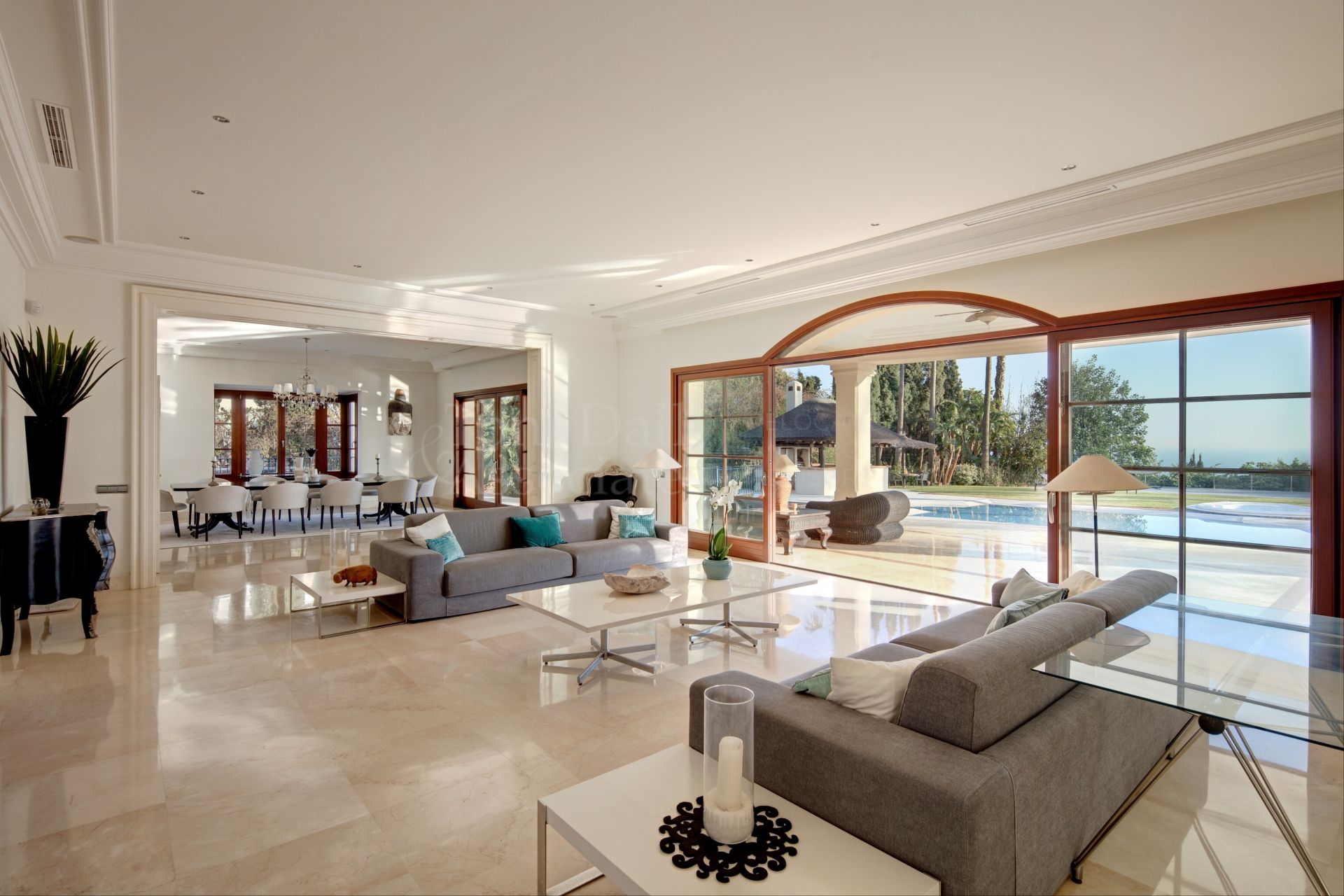 Villa in Los Picos de Nagüeles, Marbella