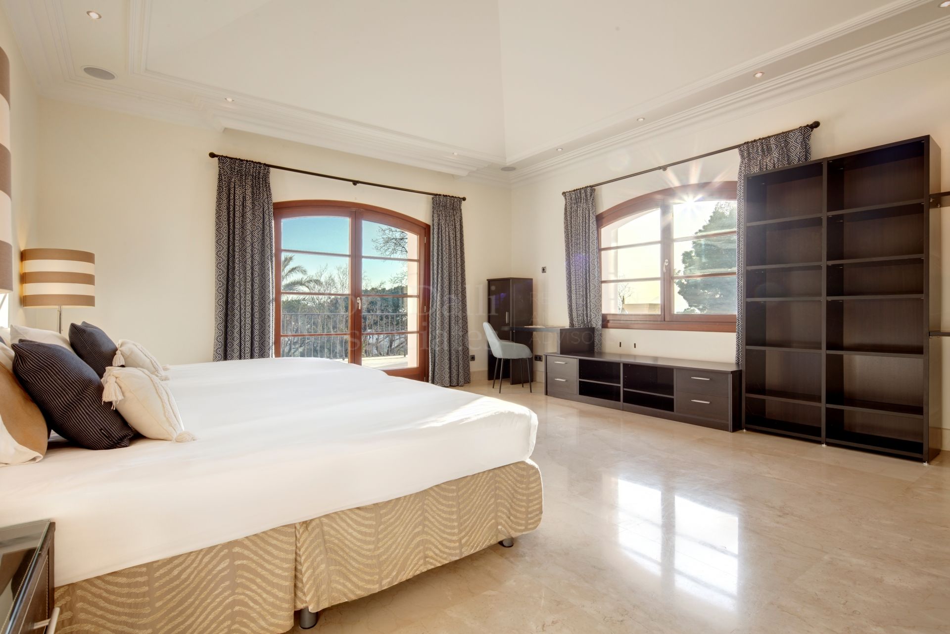 Villa in Los Picos de Nagüeles, Marbella