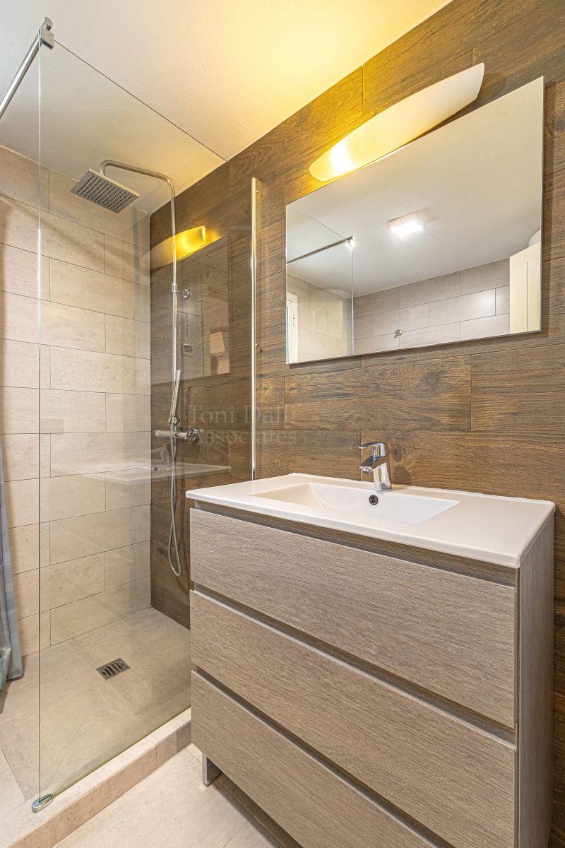 Villa in Las Chapas, Marbella