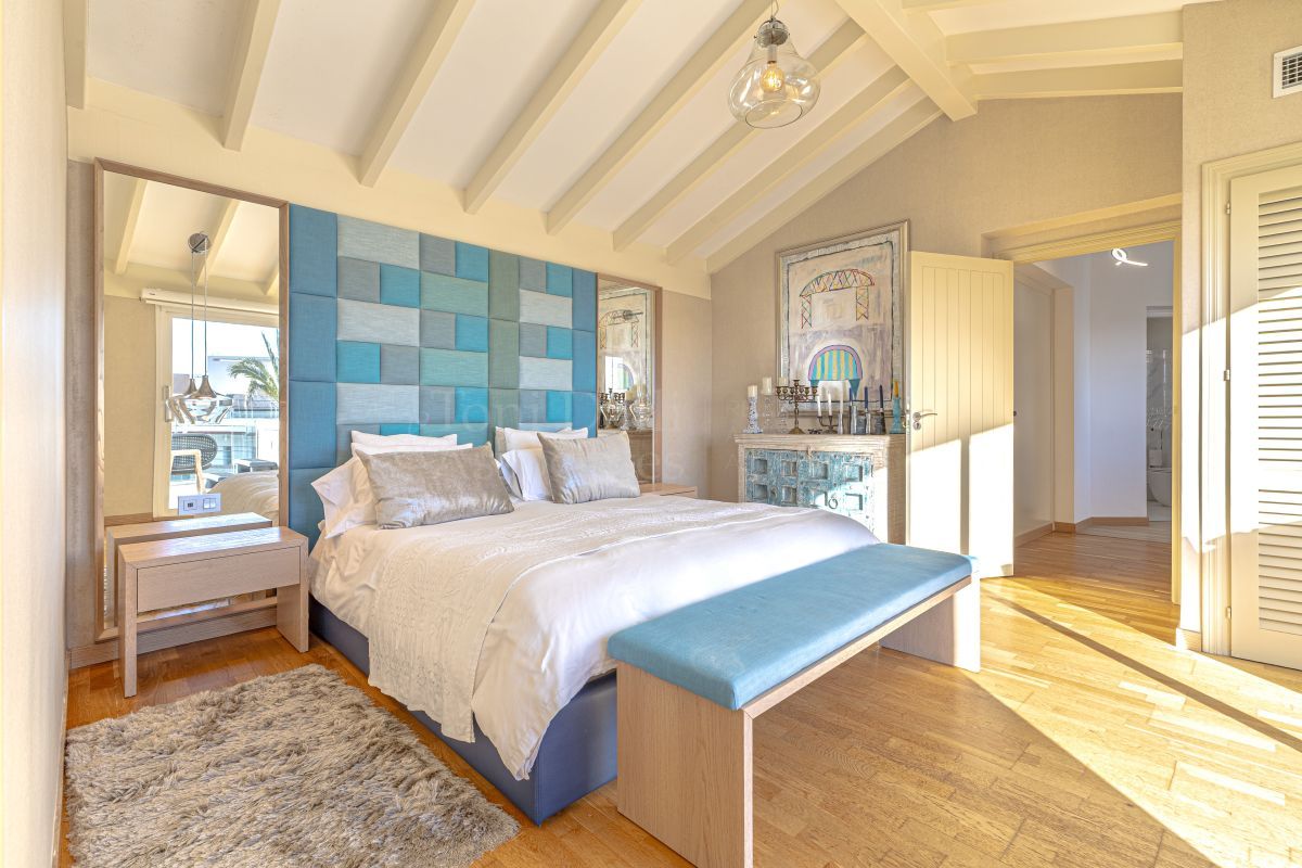 Villa in Las Chapas, Marbella