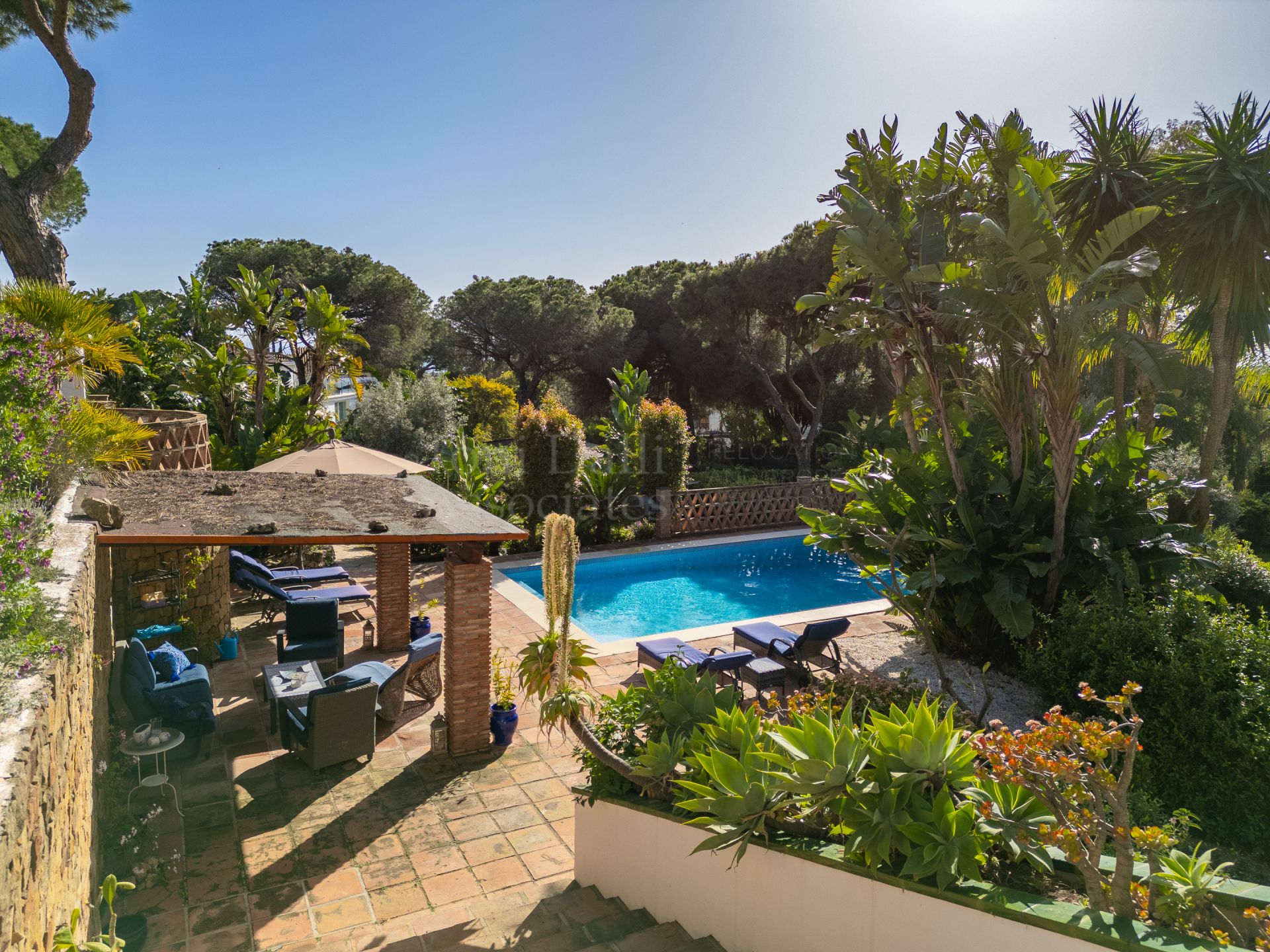 Villa in Cerrado de Elviria, Marbella
