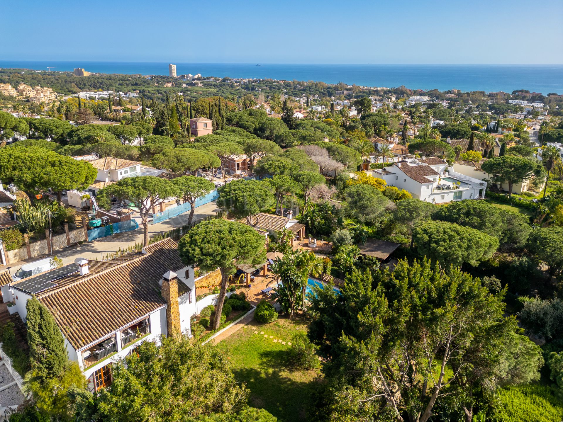 Villa in Cerrado de Elviria, Marbella