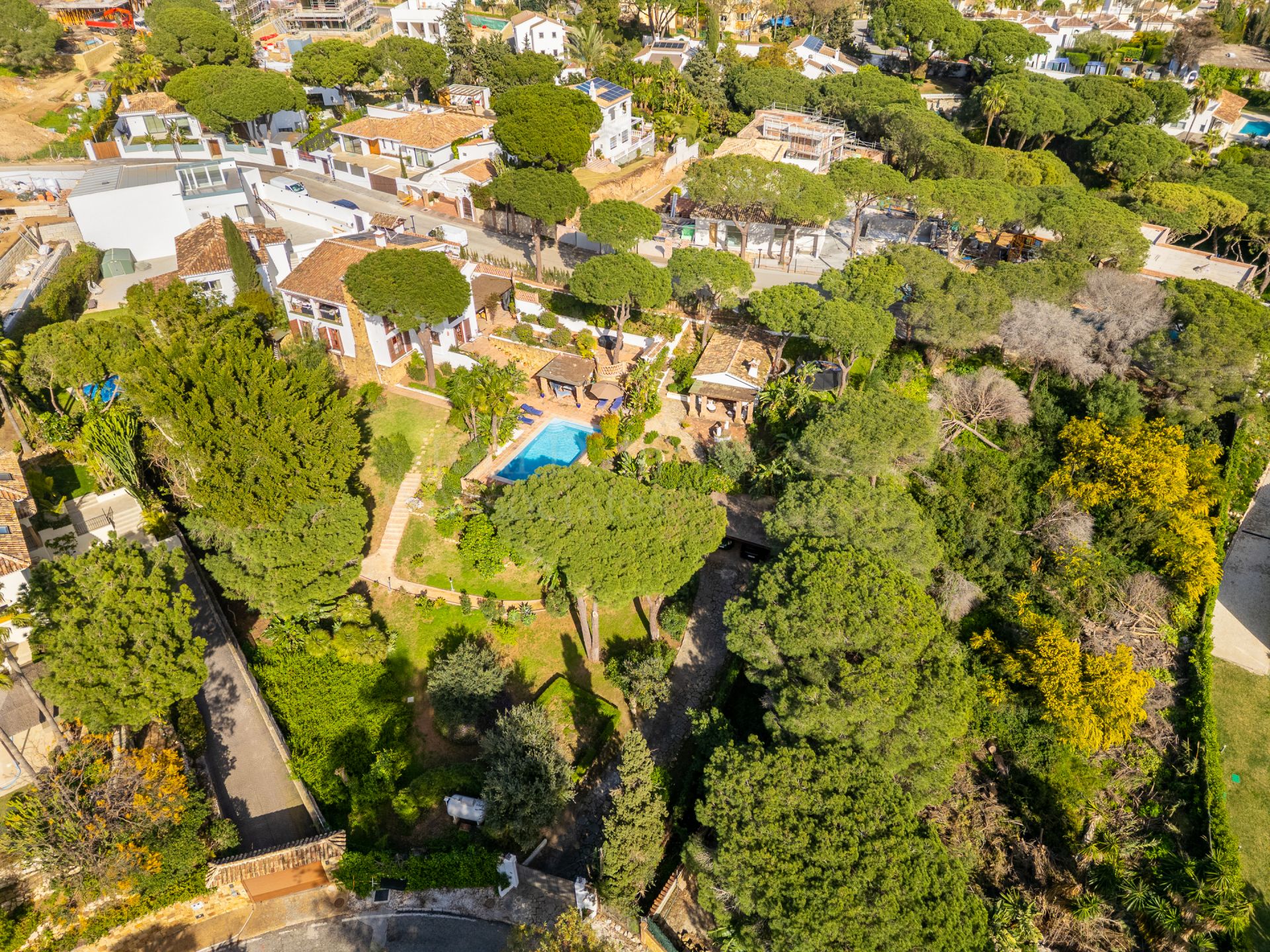 Villa in Cerrado de Elviria, Marbella