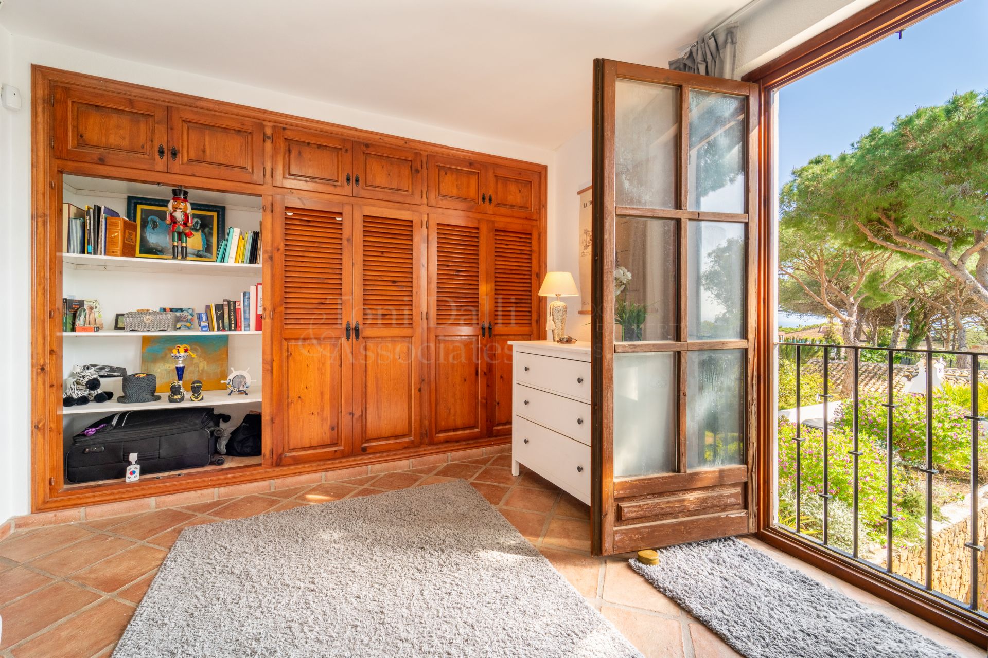 Villa in Cerrado de Elviria, Marbella