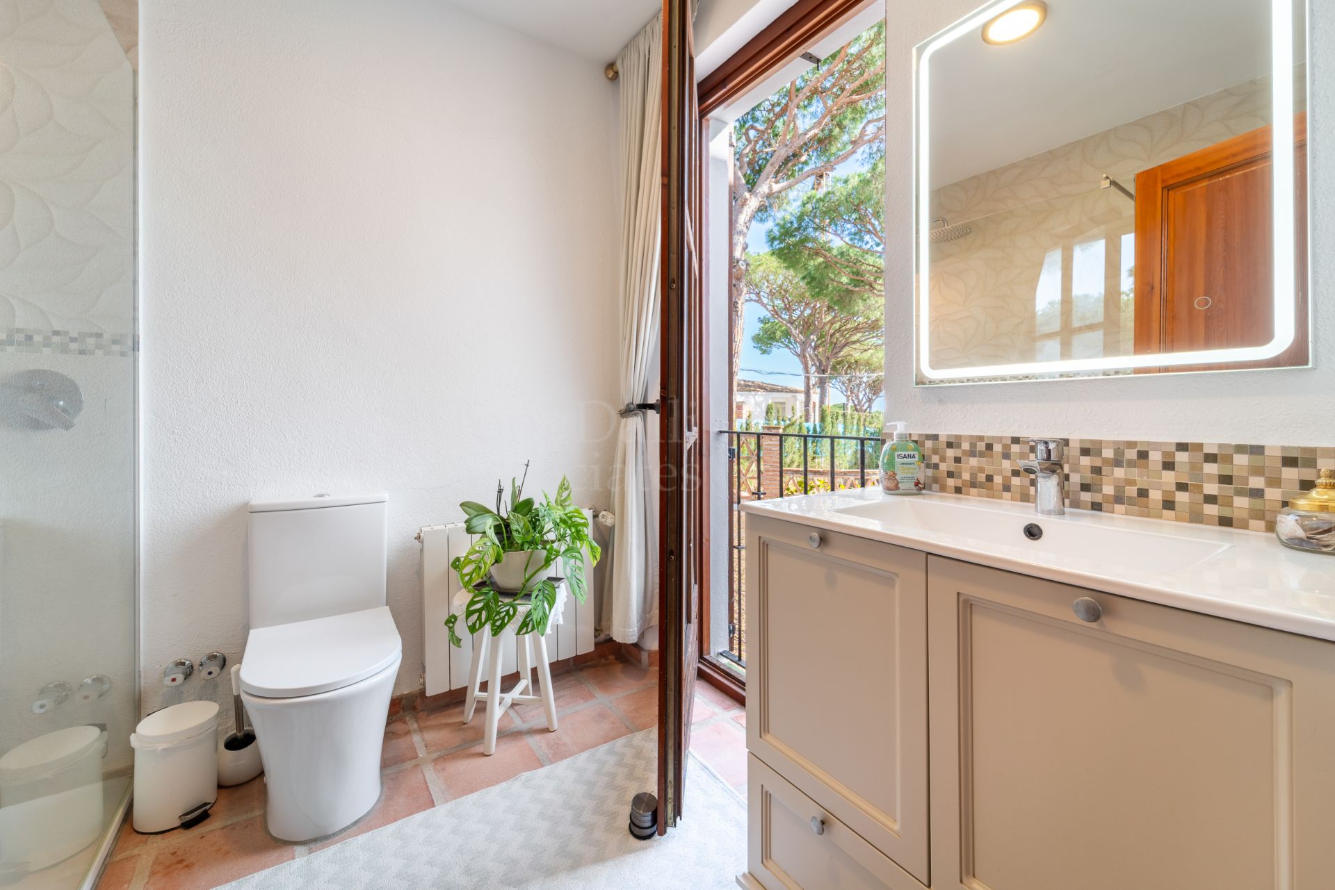 Villa in Cerrado de Elviria, Marbella