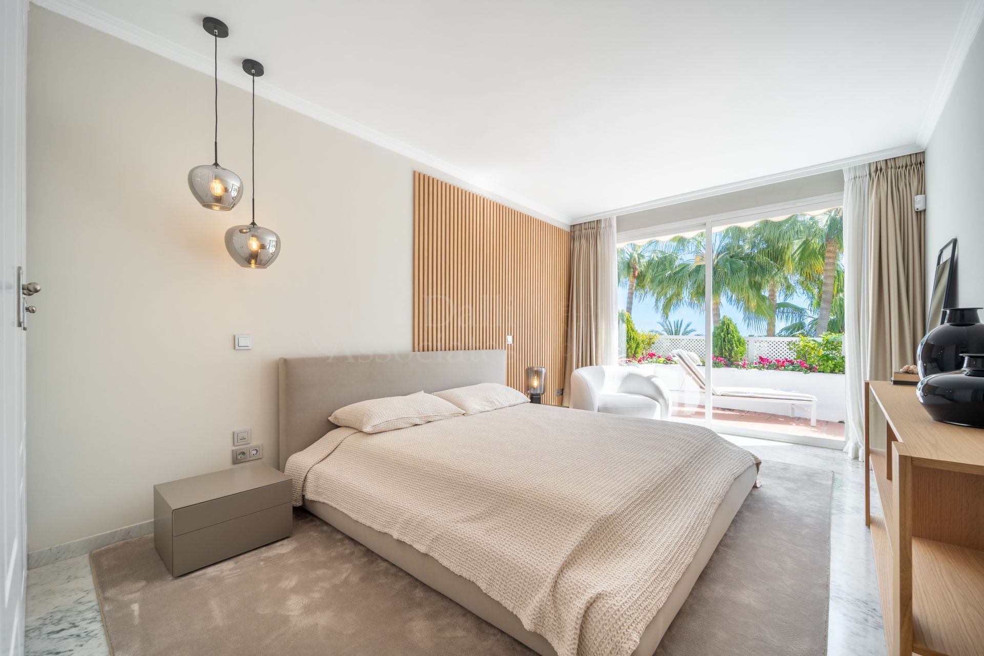 Duplex Penthouse in Marina Puente Romano, Marbella