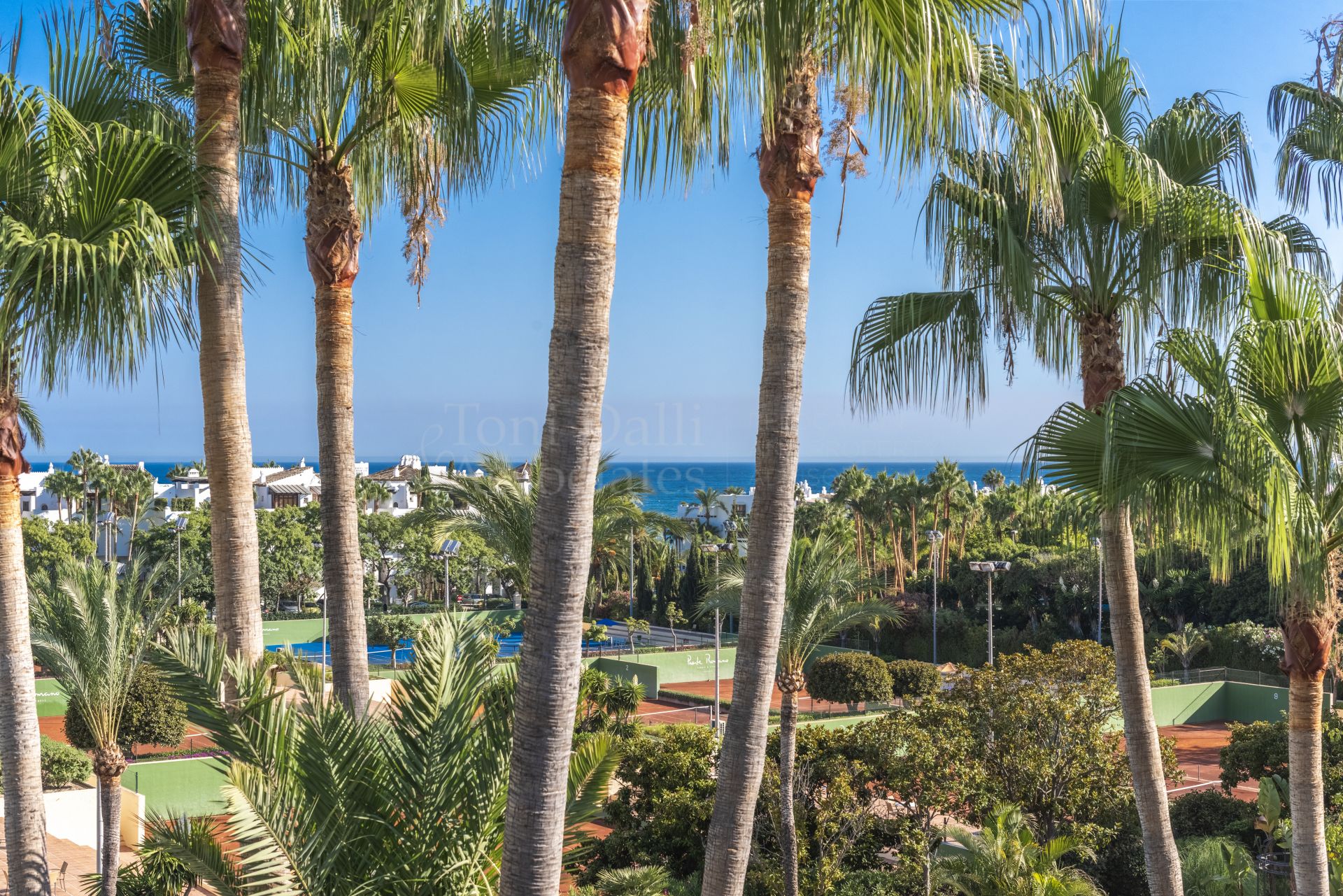 Duplex Penthouse in Marina Puente Romano, Marbella